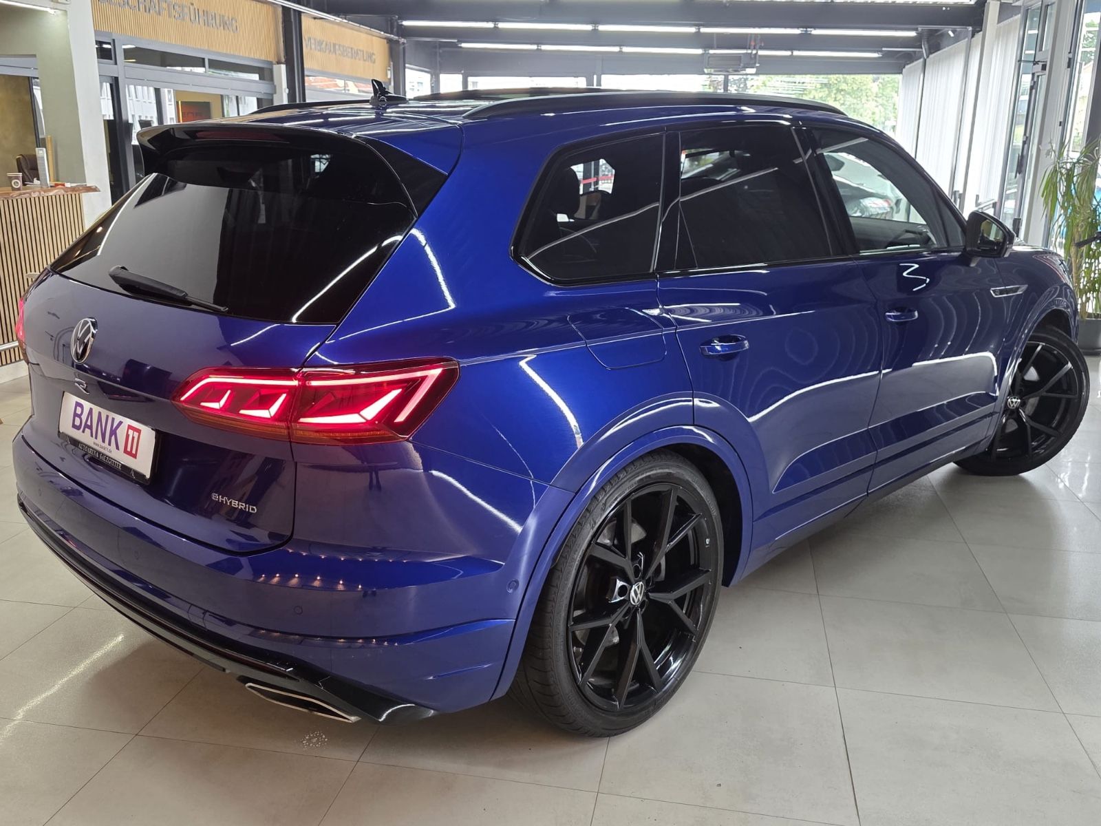Volkswagen Touareg R 4M eHybrid*PANO*HuD*MATRIX-LED*AHK*