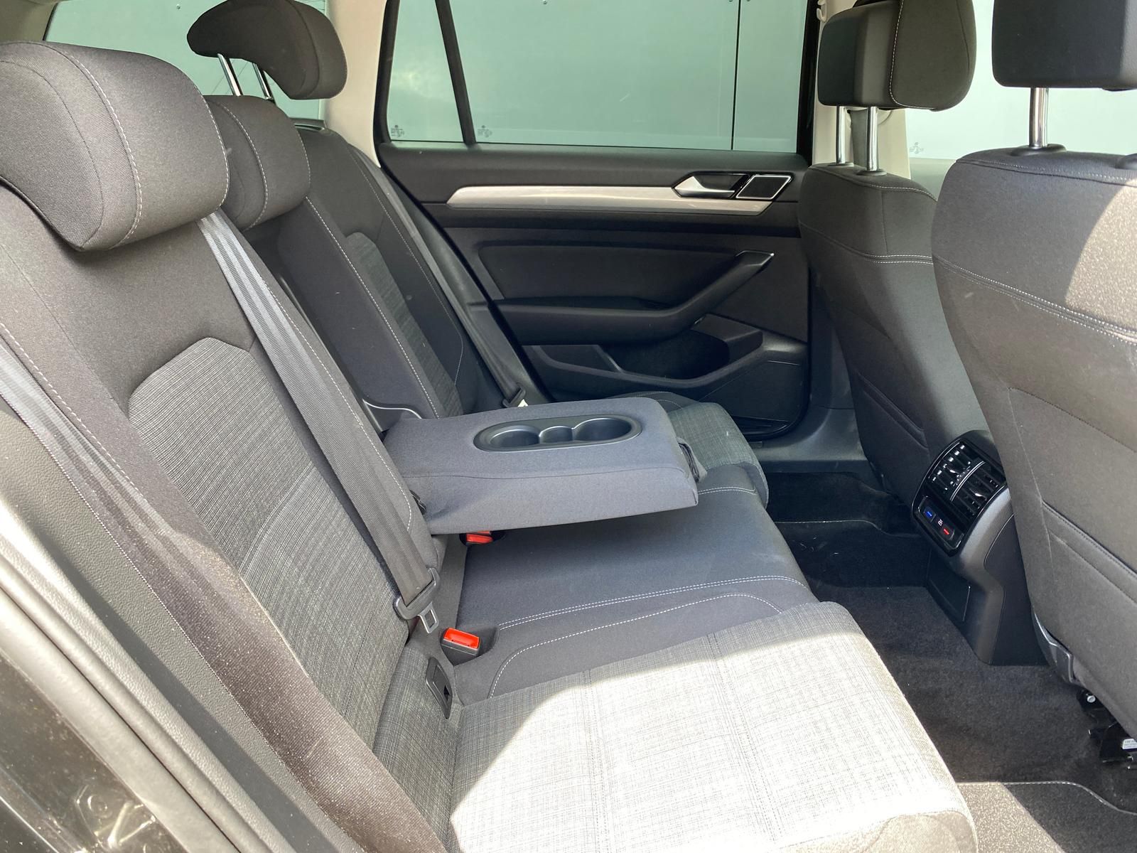 Volkswagen Passat Variant 2.0 TDI DSG 4MOTION - Samsaru's Car Outlet