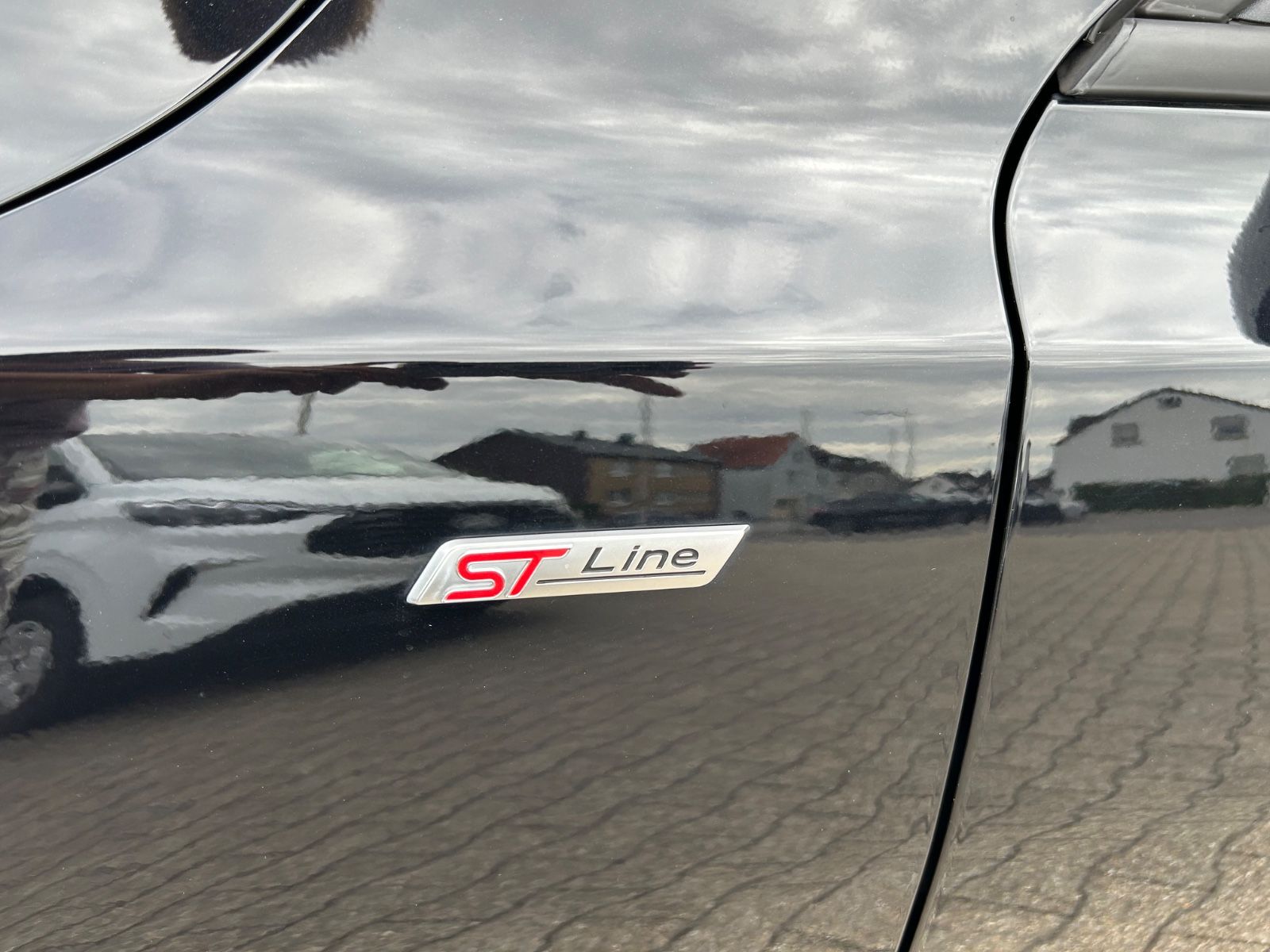Ford Focus Kombi ST-Line X 155 Auto. +el.Heckkl.+++