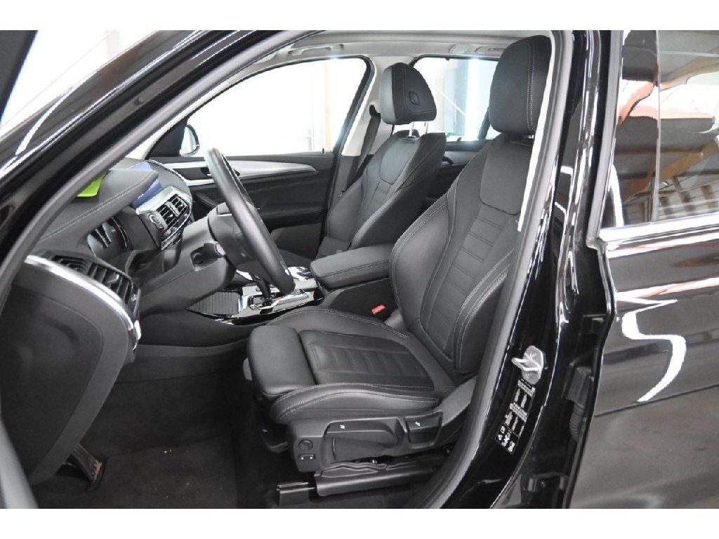 BMW X3 xDrive20d Luxury Line - Samsaru's Car Outlet