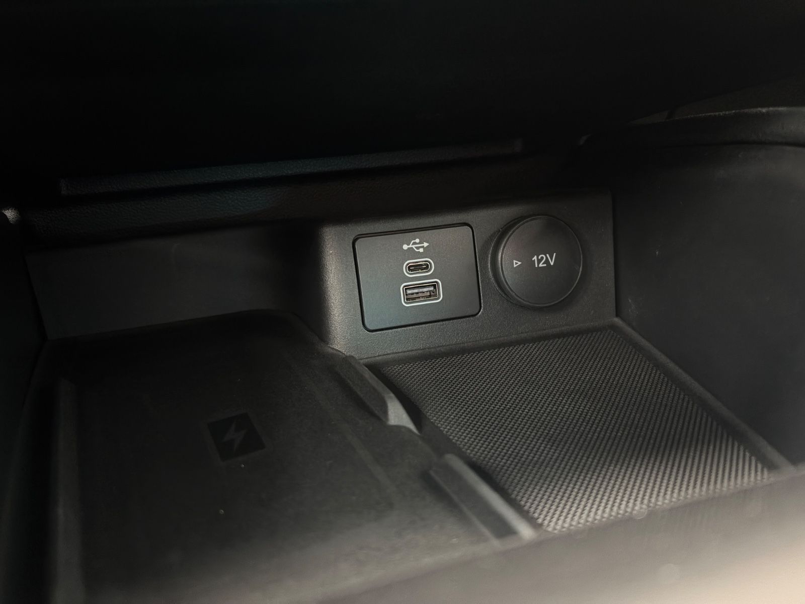 Ford Focus Turnier ST-Line X Automatik Kamera LED Nav