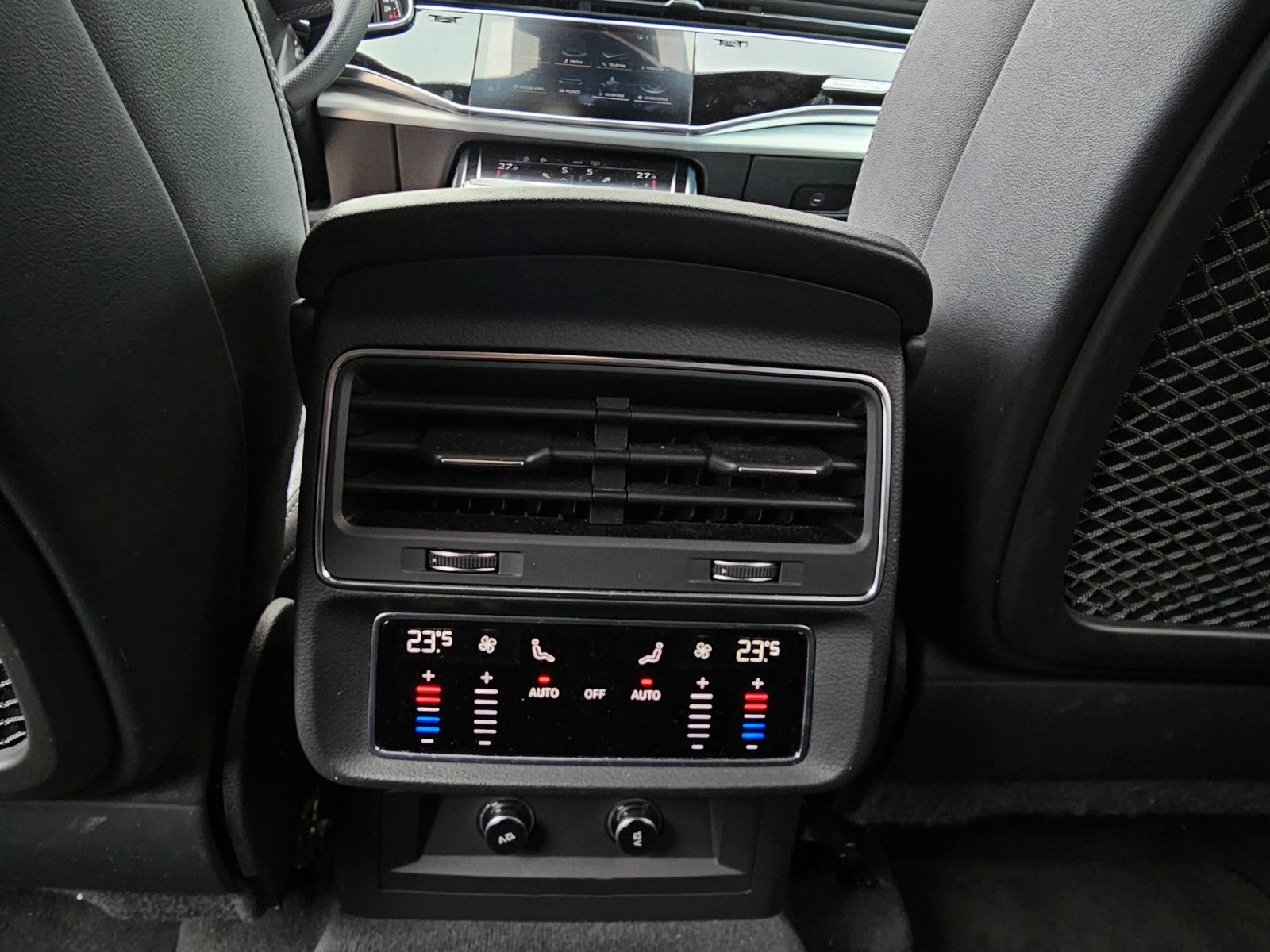 Audi Q8 45TDI quattro S-LINE Mild Hybr LEICHER UNFALL