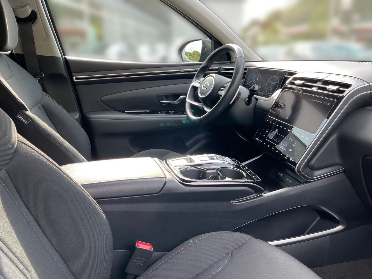 Hyundai Tucson Hybrid 2WD TREND - Samsaru's Car Outlet