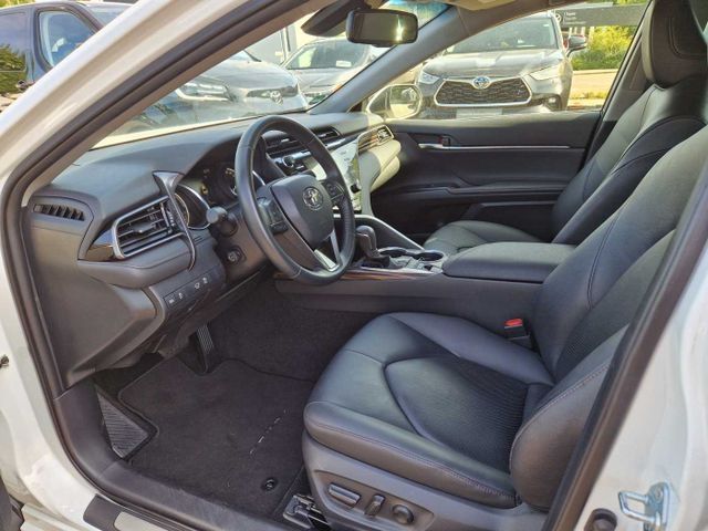Toyota Camry Executive Leder Navi LED ACC Mehrzonenklim