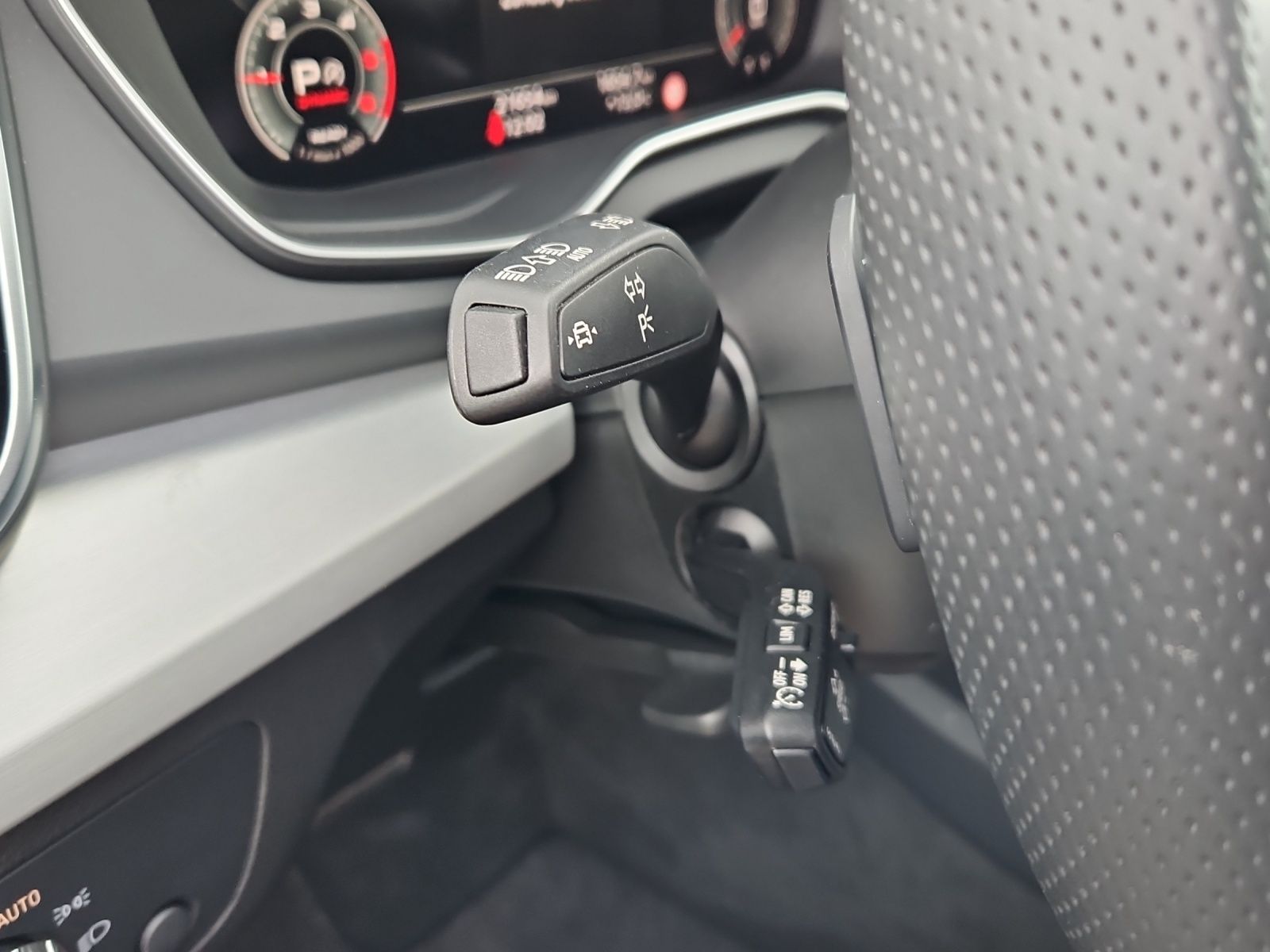 Audi Q5  40 TDI S tronic S line NaviPlus Mtarix AHK 2