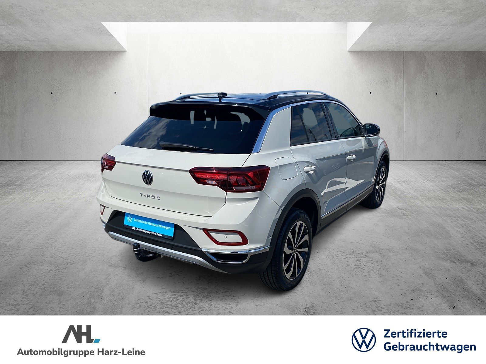 Volkswagen T-Roc 1.5 TSI Style DSG - Samsaru's Car Outlet