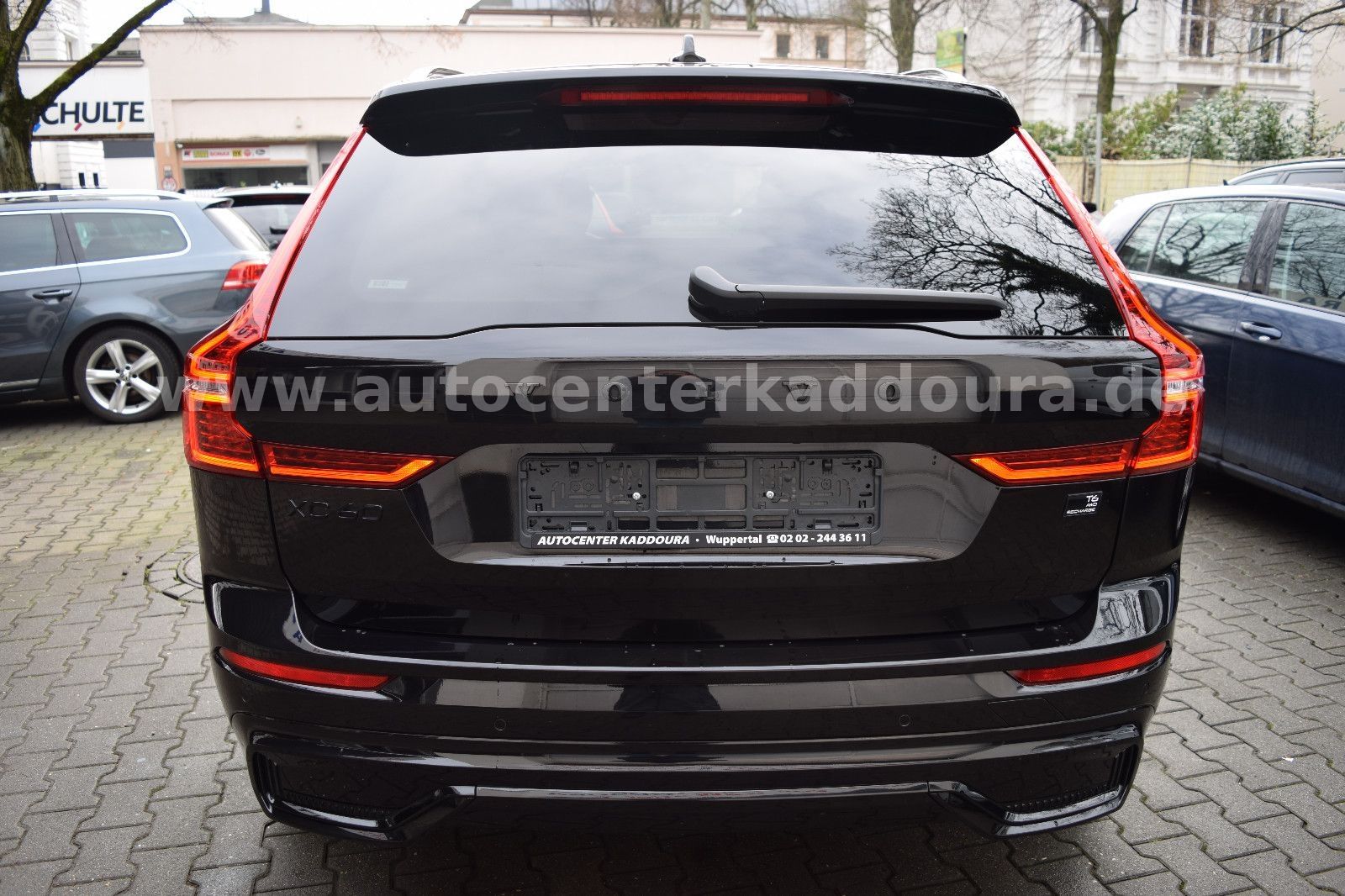 Volvo XC60 T6Plus Black Edition - Samsaru's Car Outlet