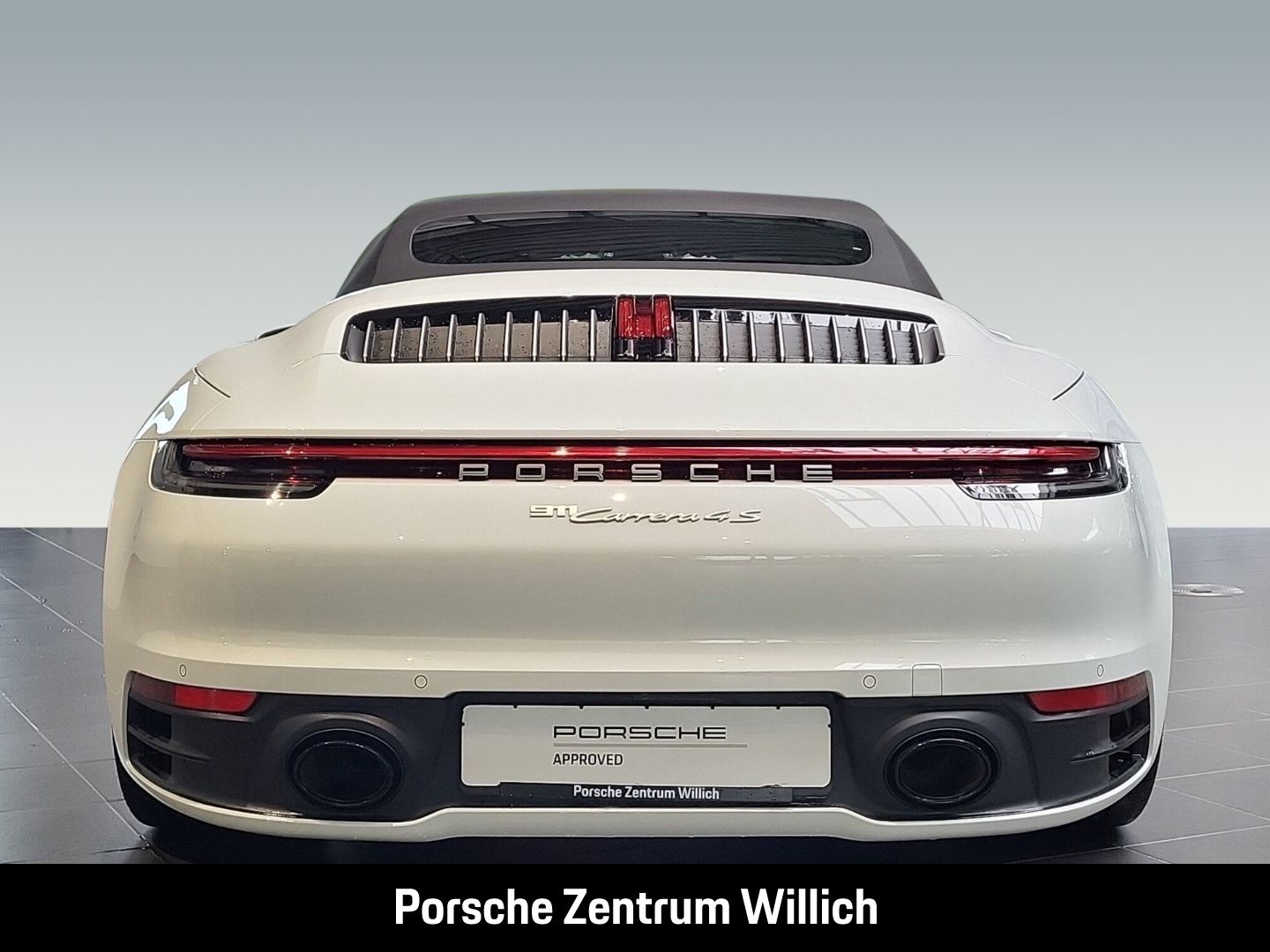Porsche 992 911 Carrera 4S Cabriolet Hinterachslenkung