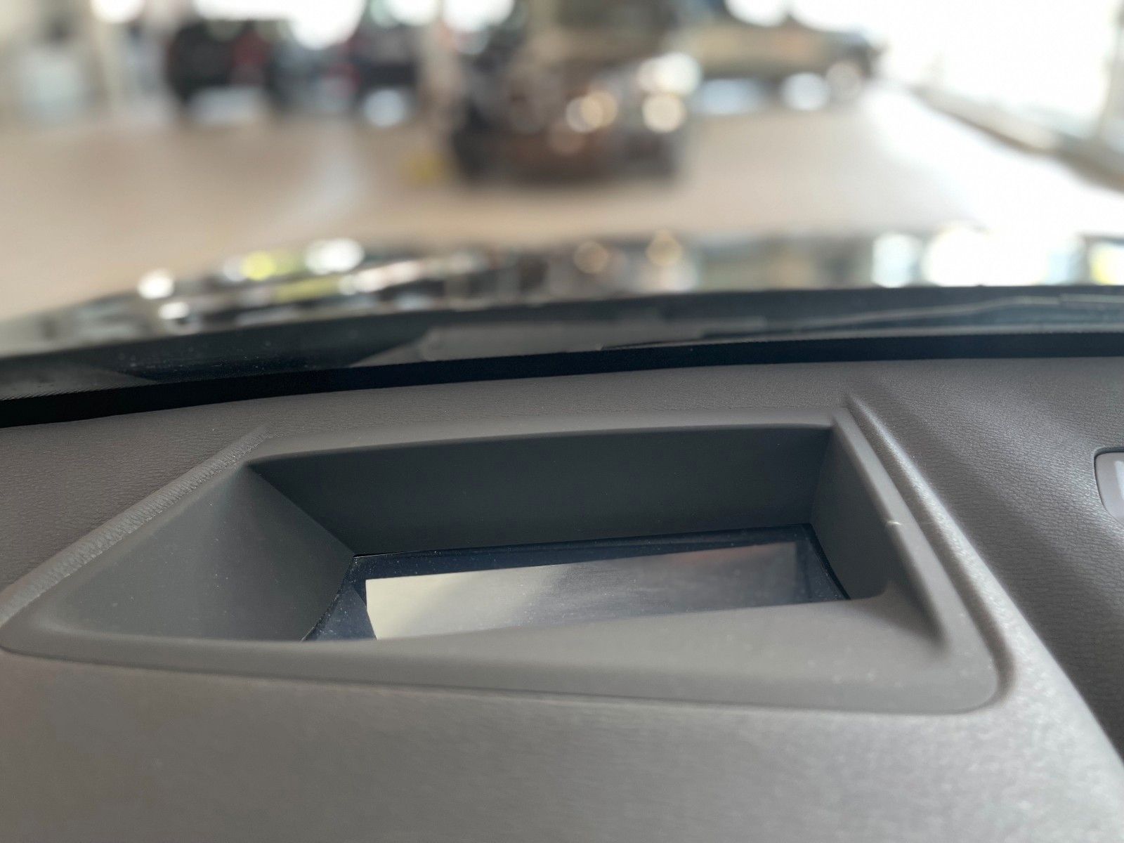 BMW X1 xDrive 18d Aut. - Samsaru's Car Outlet