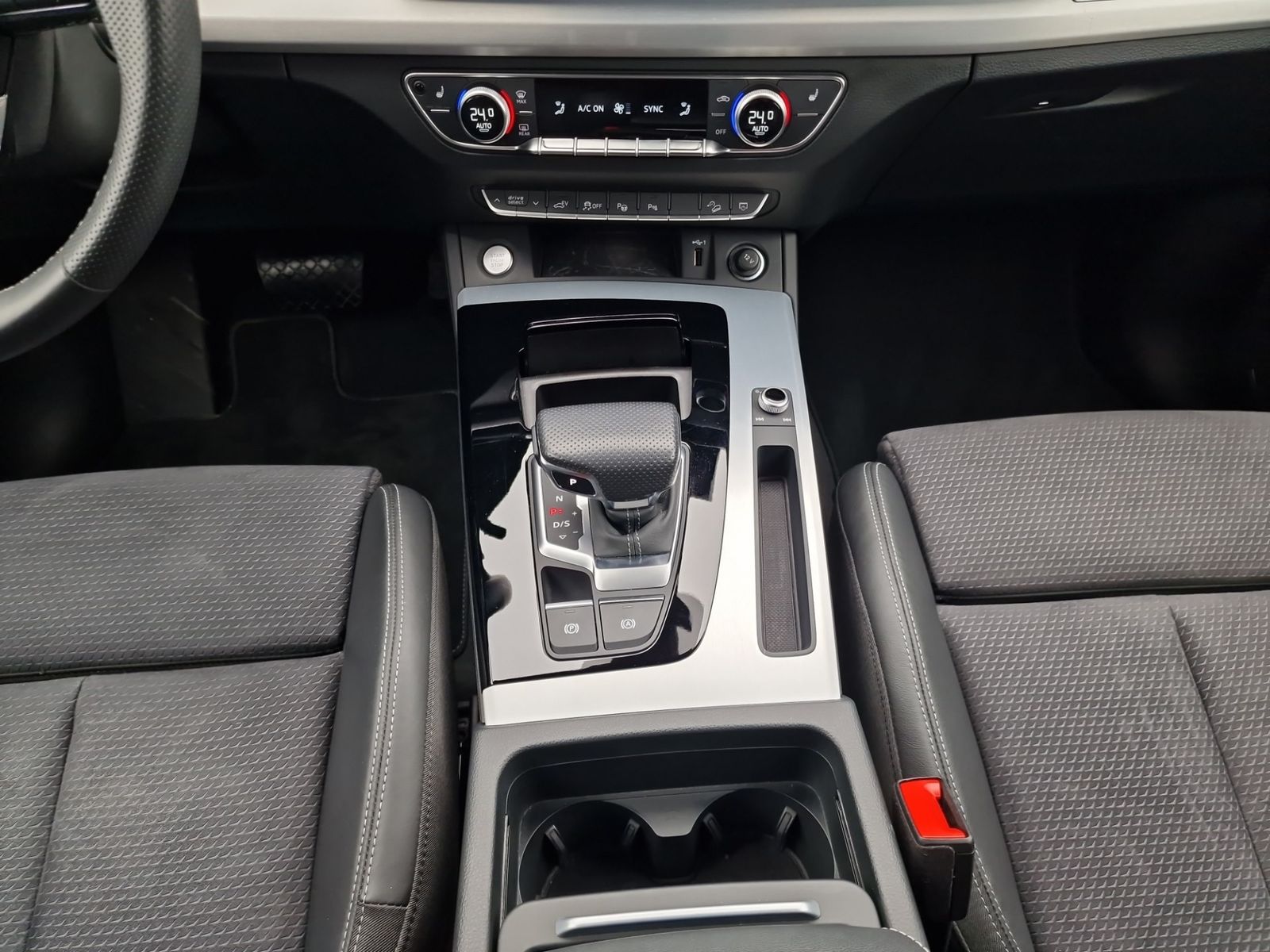 Audi Q5 Sportback 55 TFSI e qu 2x S line MATRIX AHK