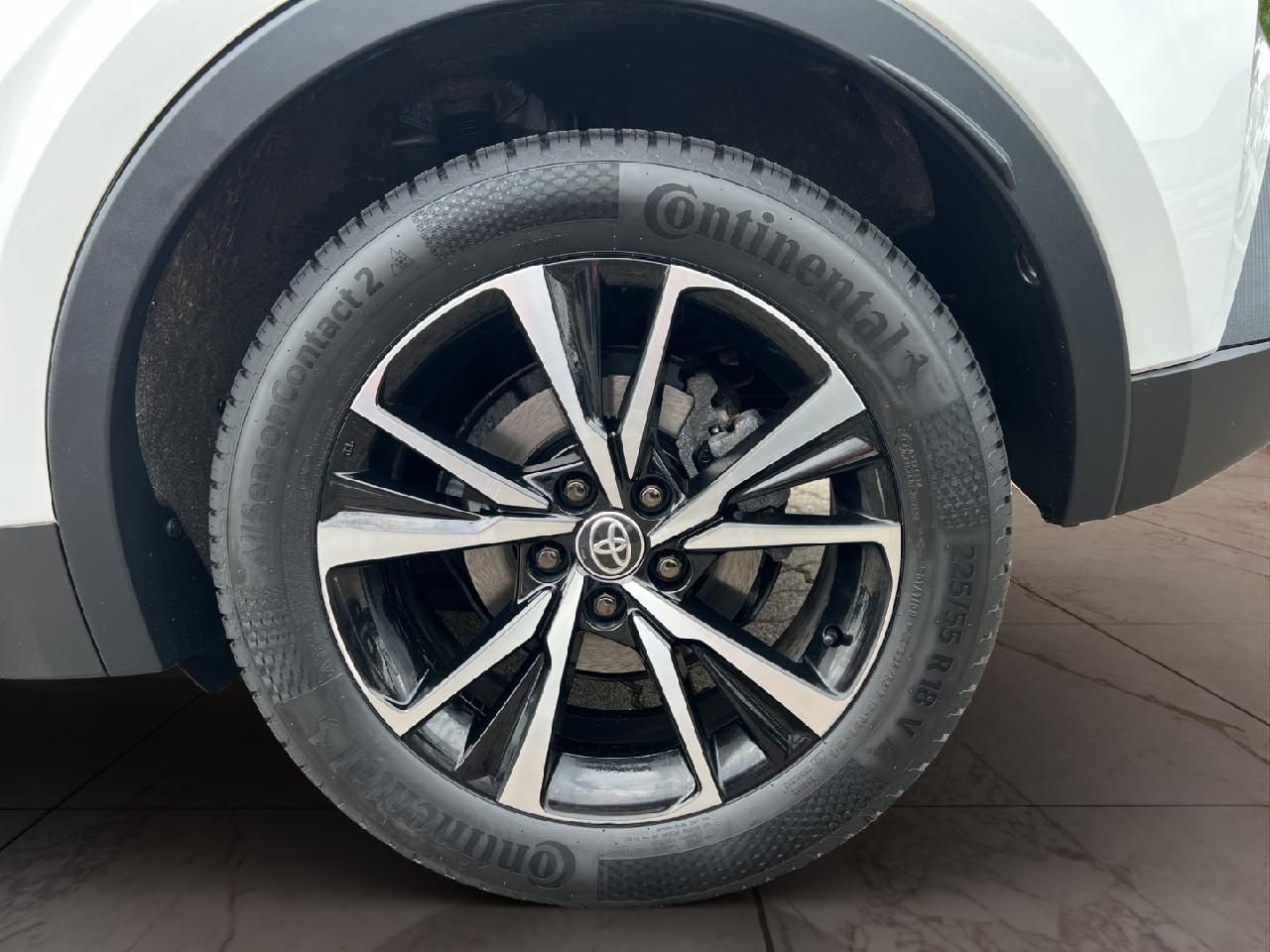 Toyota C-HR Plug-In Hybrid Team D