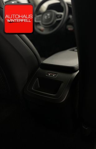 Volvo XC90 B5 D PLUS DARK 7SITZ+AHK+LUFT+MEMO+SITZKLIM