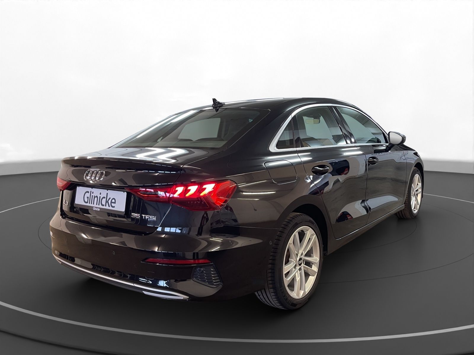 Audi A3 Limousine 35 TFSI advanced LED LM 17" Navi PD