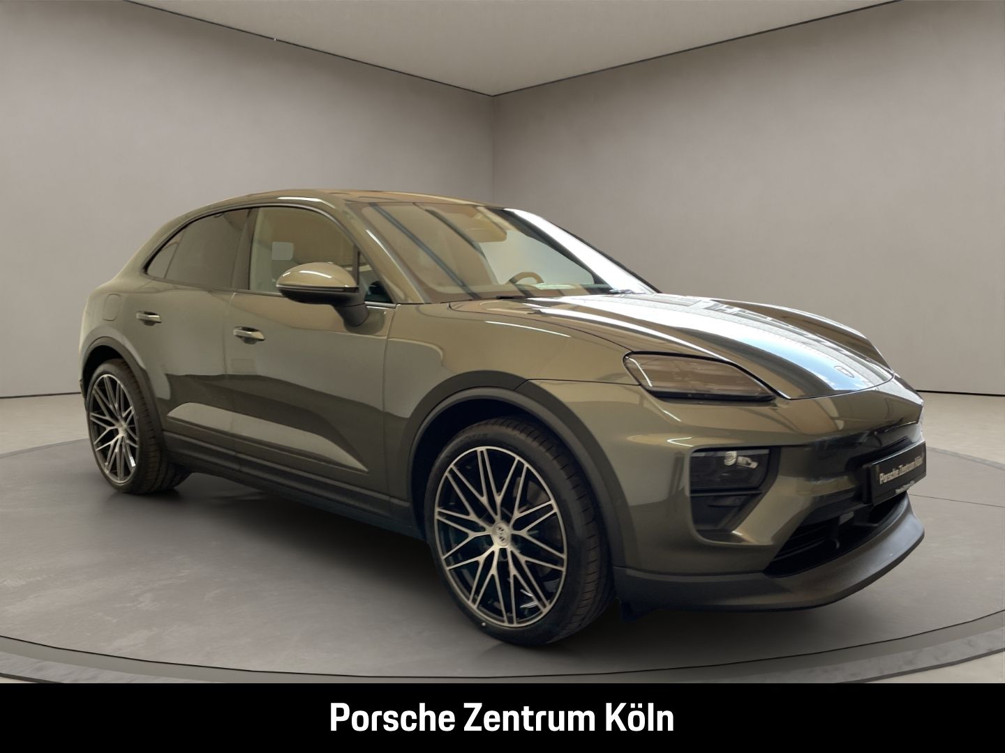 Porsche Macan 4 Luftfederung Panoramadach Surround-View