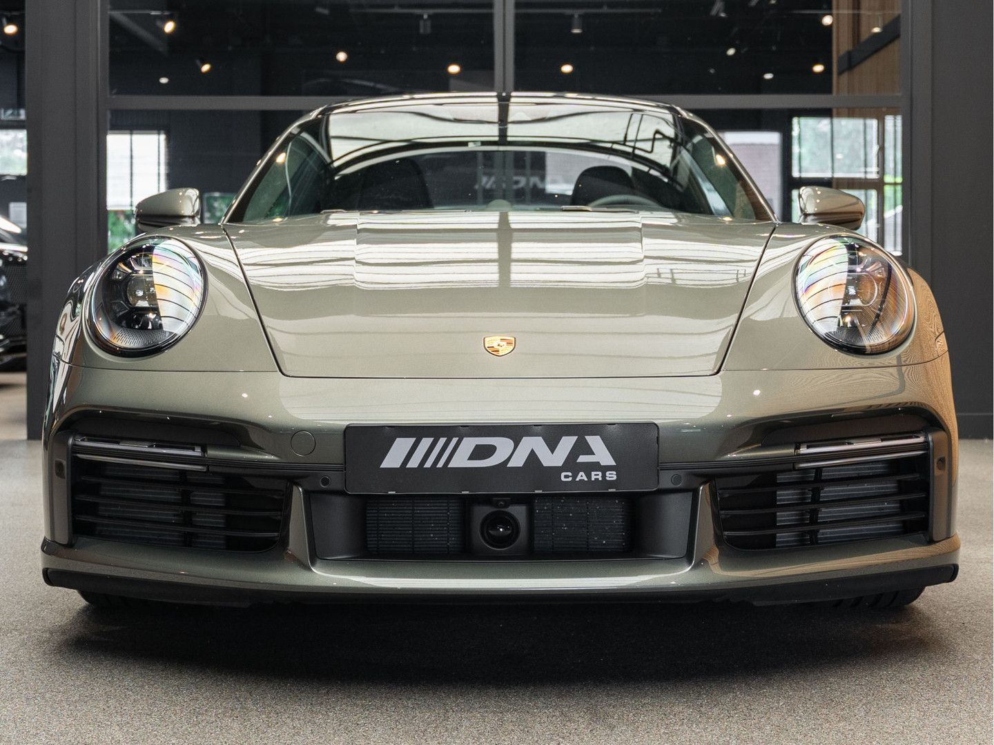 Porsche 992 992 Turbo 50 Years 1/1974 Burmester Leder 91