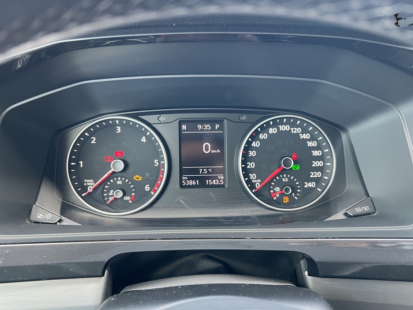 Volkswagen T6 Multivan 2.0 TDI 4M DSG - Samsaru's Car Outlet