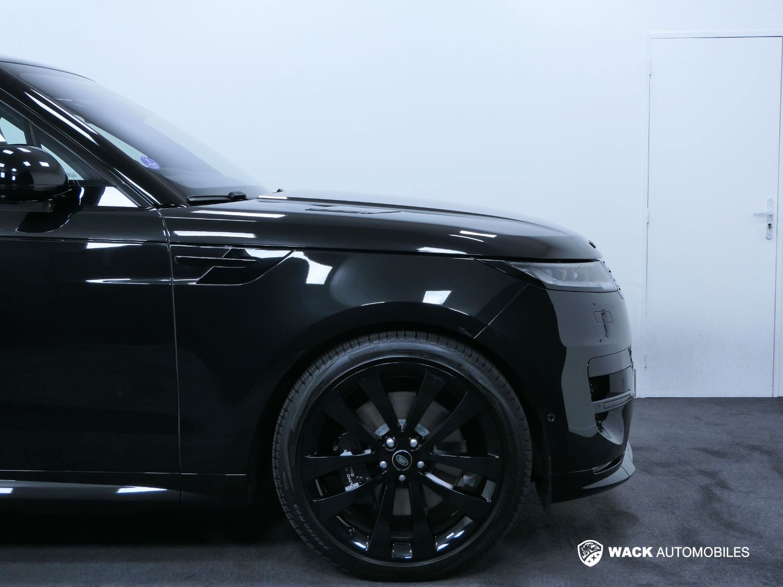 Range Rover Sport First Edition Hybrid - Samsaru's Car Outlet