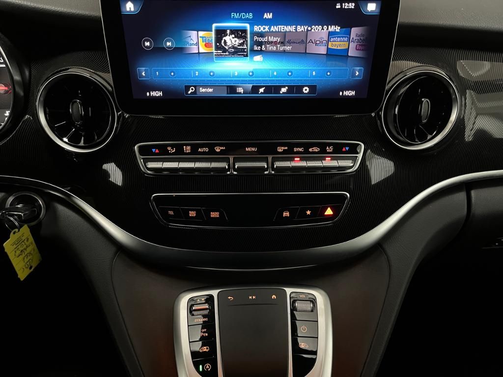Mercedes-Benz V 300d EditionSport - Samsaru's Car Outlet