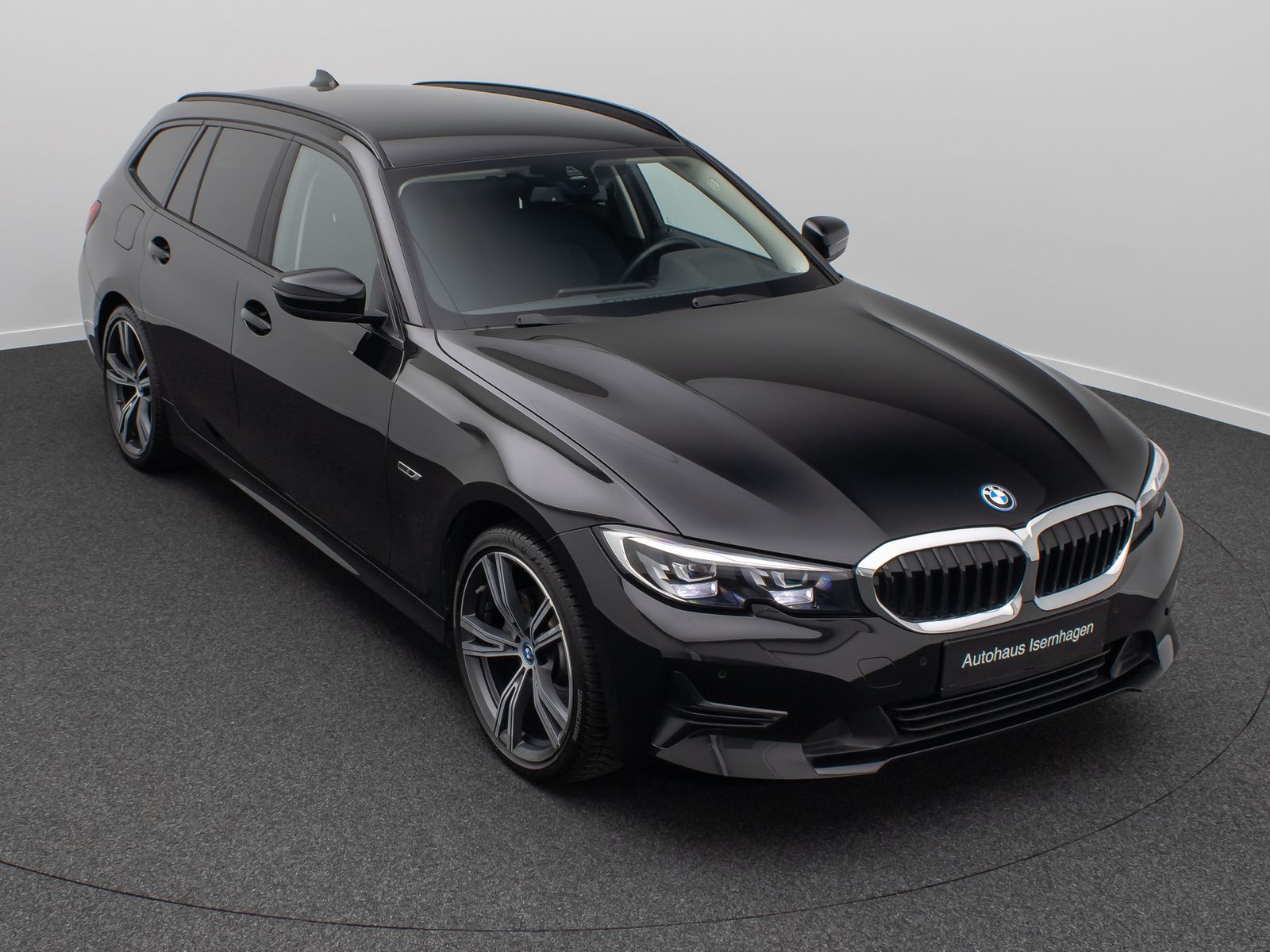 BMW 320e - Samsaru's Car Outlet