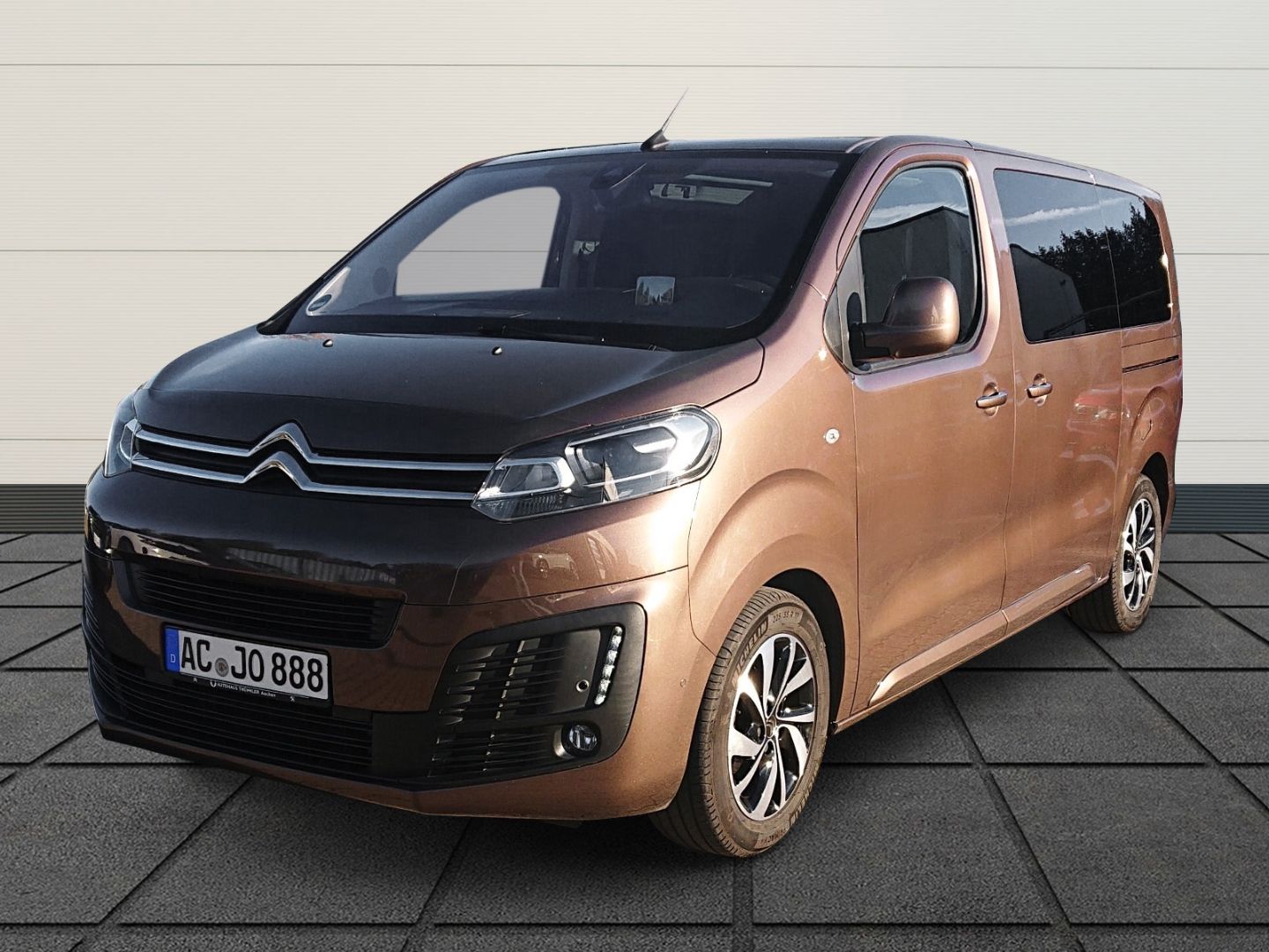 Citroën Spacetourer M BlueHDi 180 EAT8 Shine 8-Sitzer AH