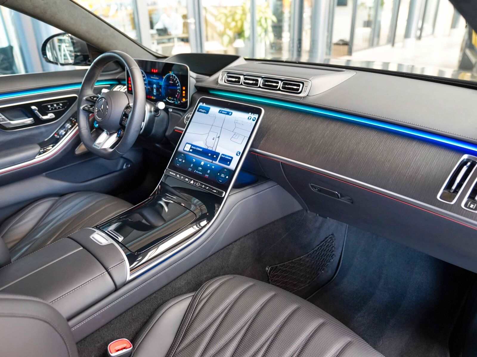 Mercedes-Benz S 63 AMG E Performance MATT Exklusiv AR-Head-up