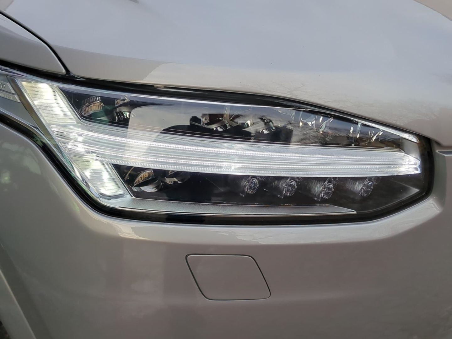 Volvo XC90 T8 Recharge Plus Dark *Luft*Pano*360*Alarm*