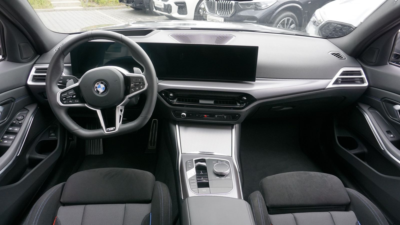 BMW 320d xDrive Touring M Sportpaket Head-Up HiFi