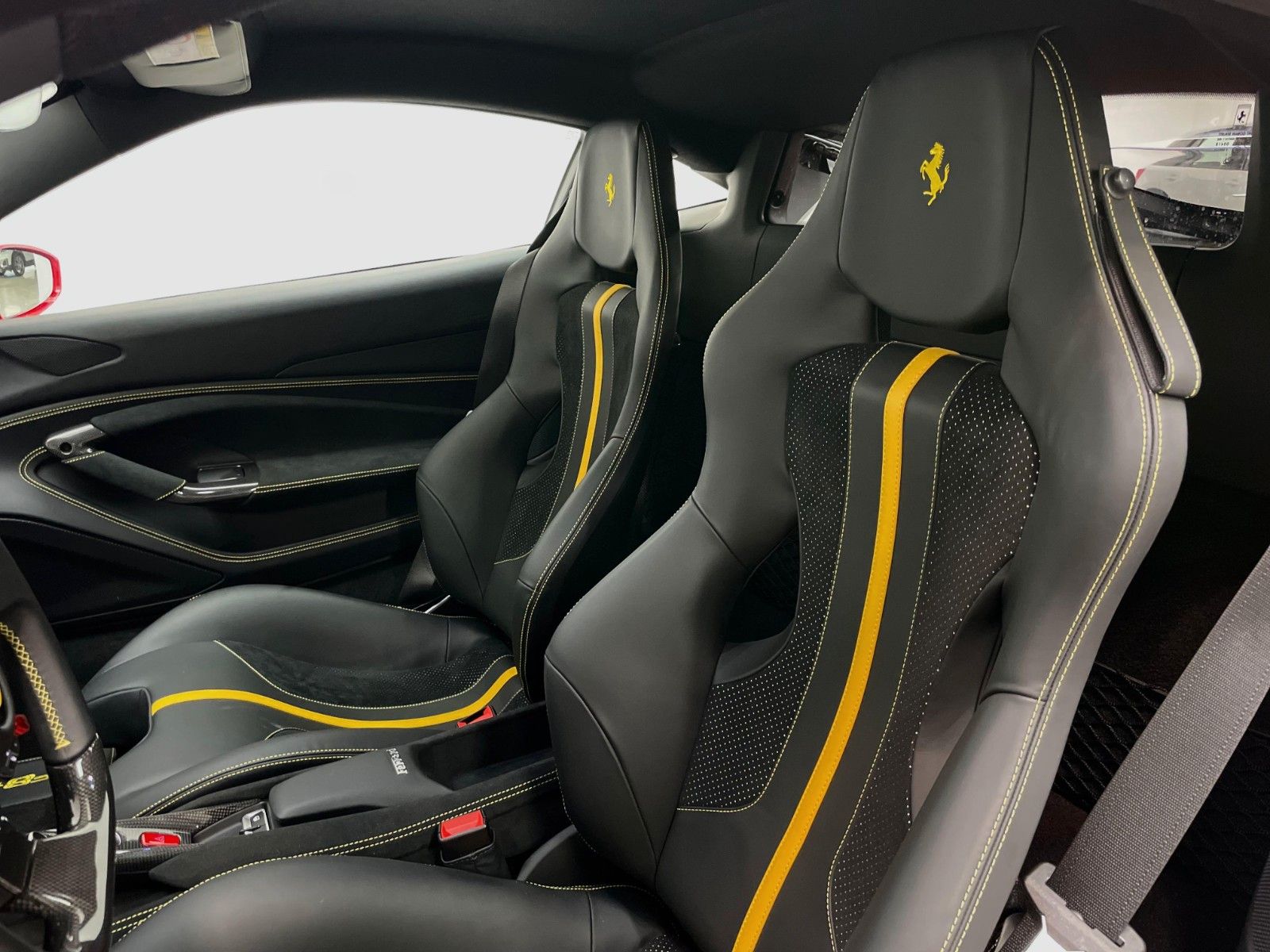Ferrari F8 - Samsaru's Car Outlet