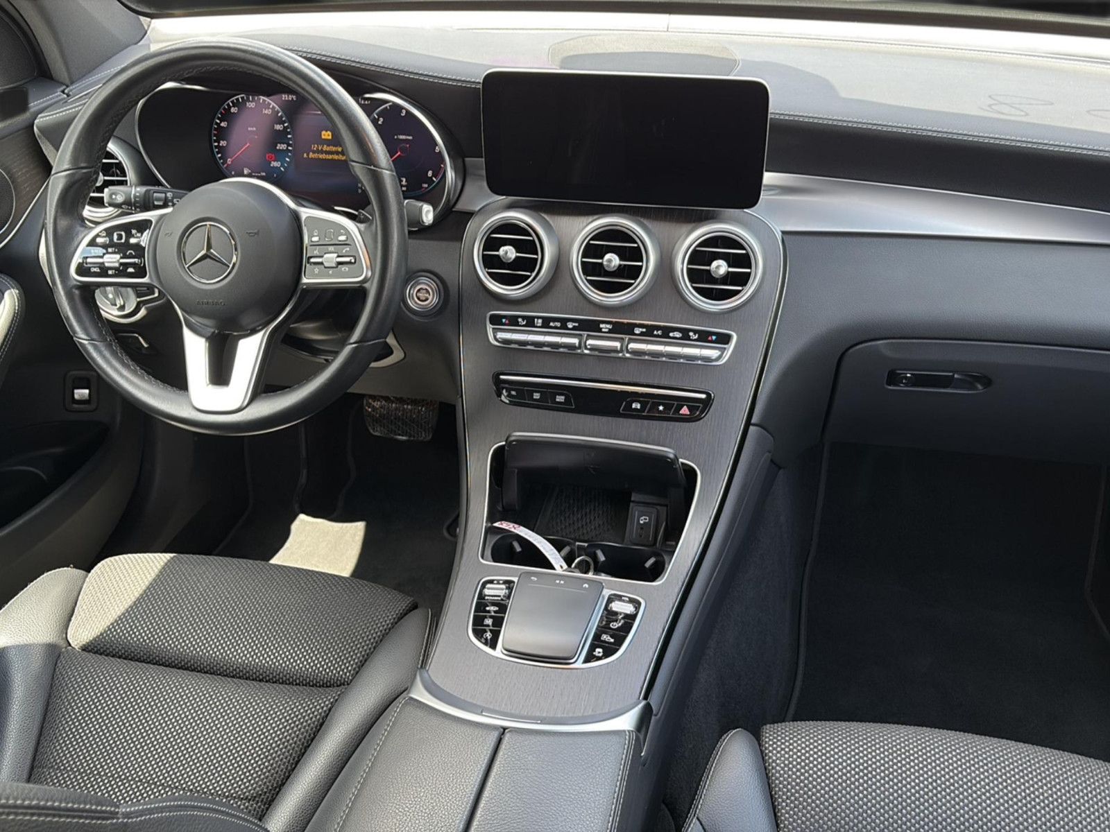 Mercedes-Benz GLC 300 d AMG 19*HUD*Distro*360*Lufteder*Mubeam*