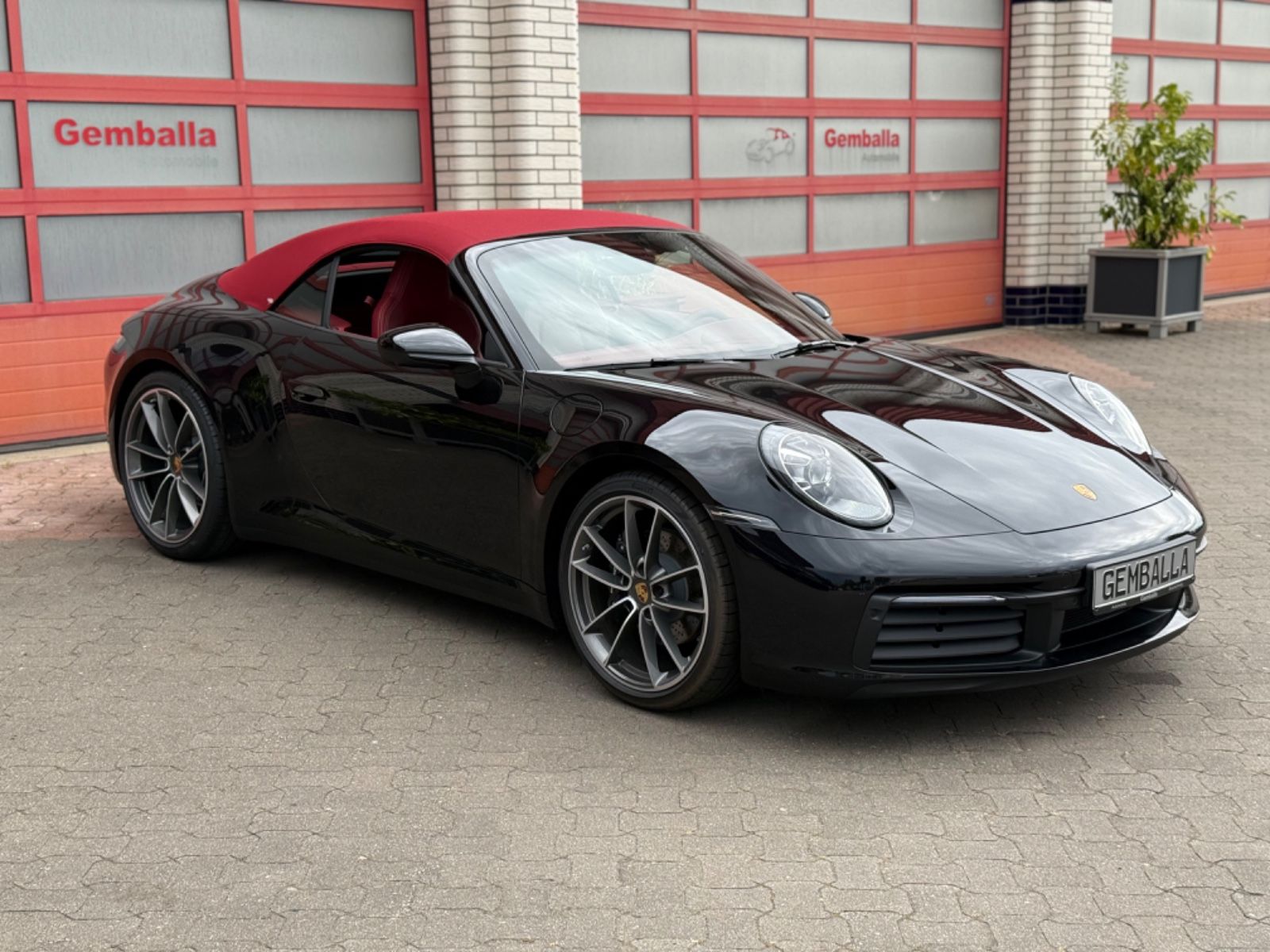 Porsche 911 992 CARRERA 4 CABRIOLET, SPORTABGAS, CHRONO