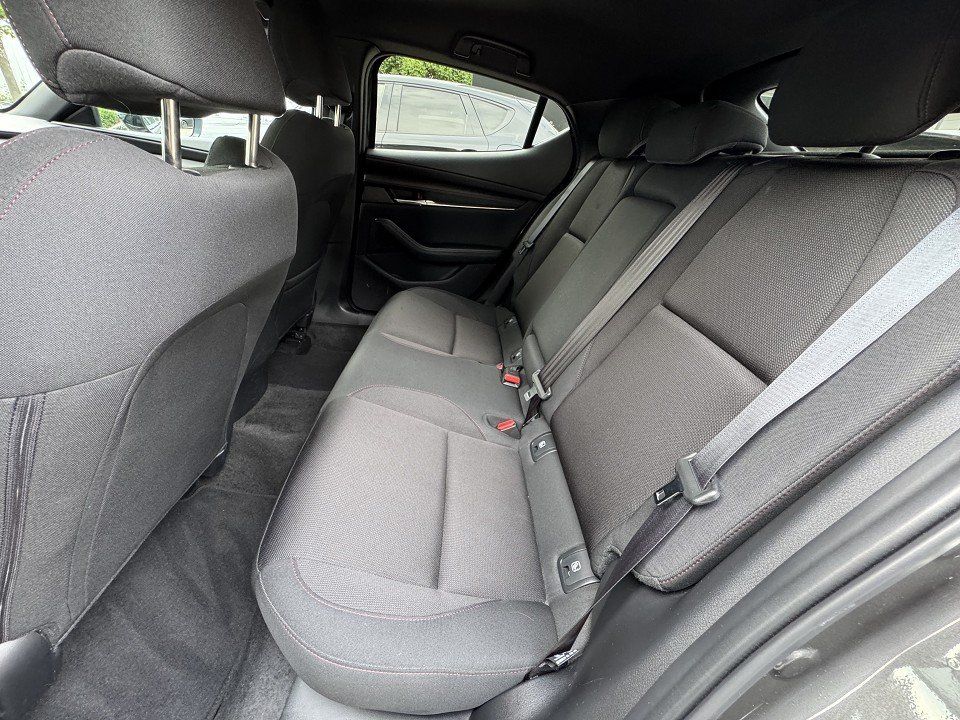 Mazda 3 2.0L e-SKYACTIV G 122ps 6AT FWD Homura