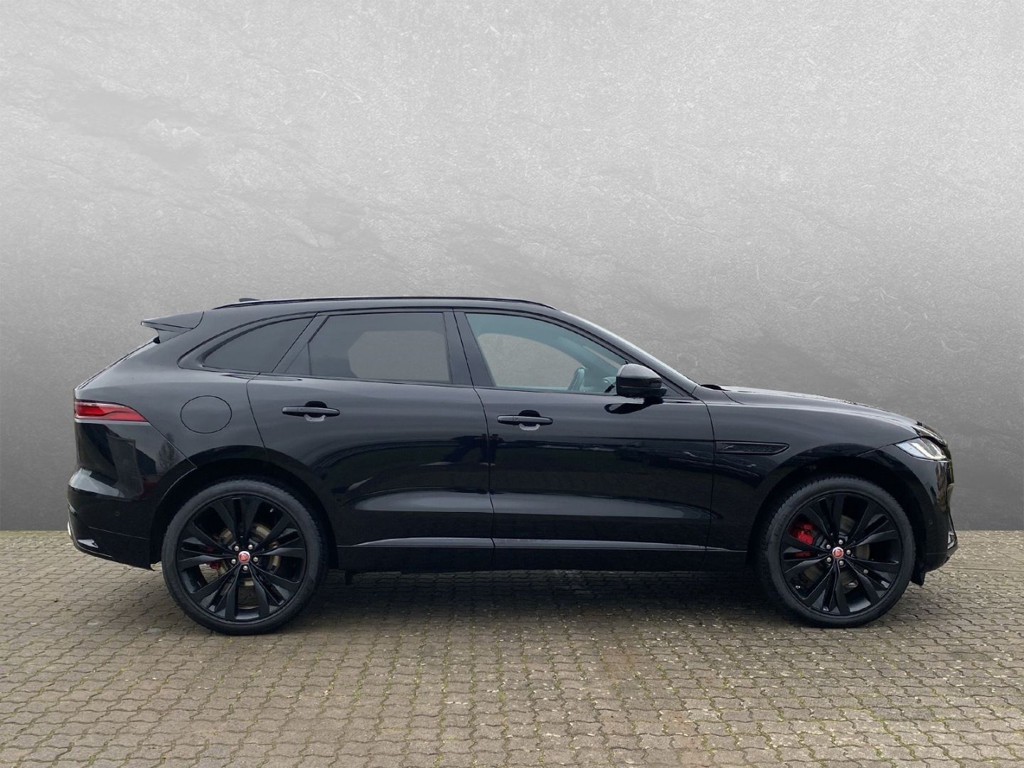 Jaguar F-Pace D300 R-Dynamic HSE *PanoSD*HeadUp*St.Heiz