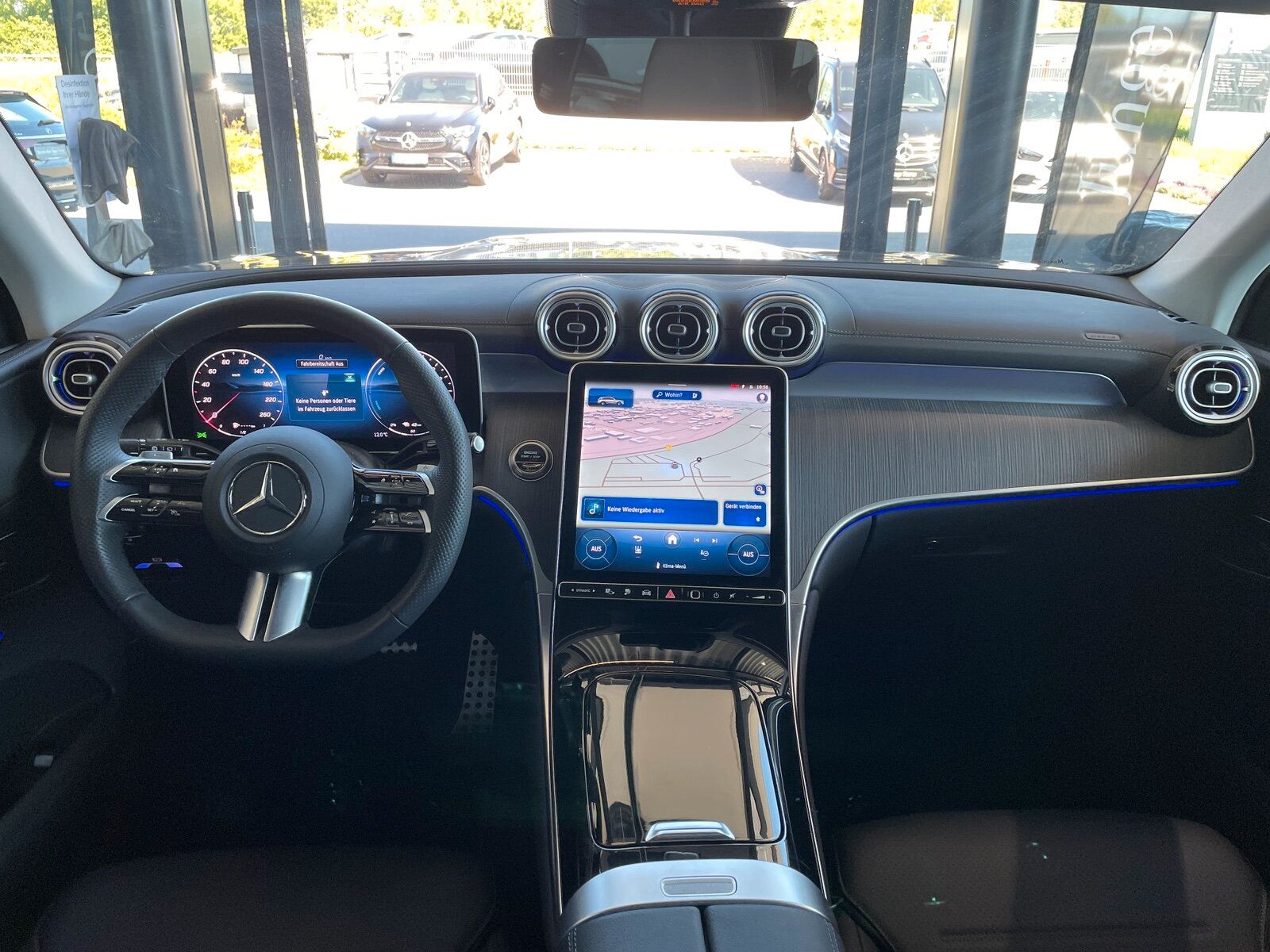 Mercedes-Benz GLC 300 de 4M AMG ADVANCED+ - Samsaru's Car Outlet