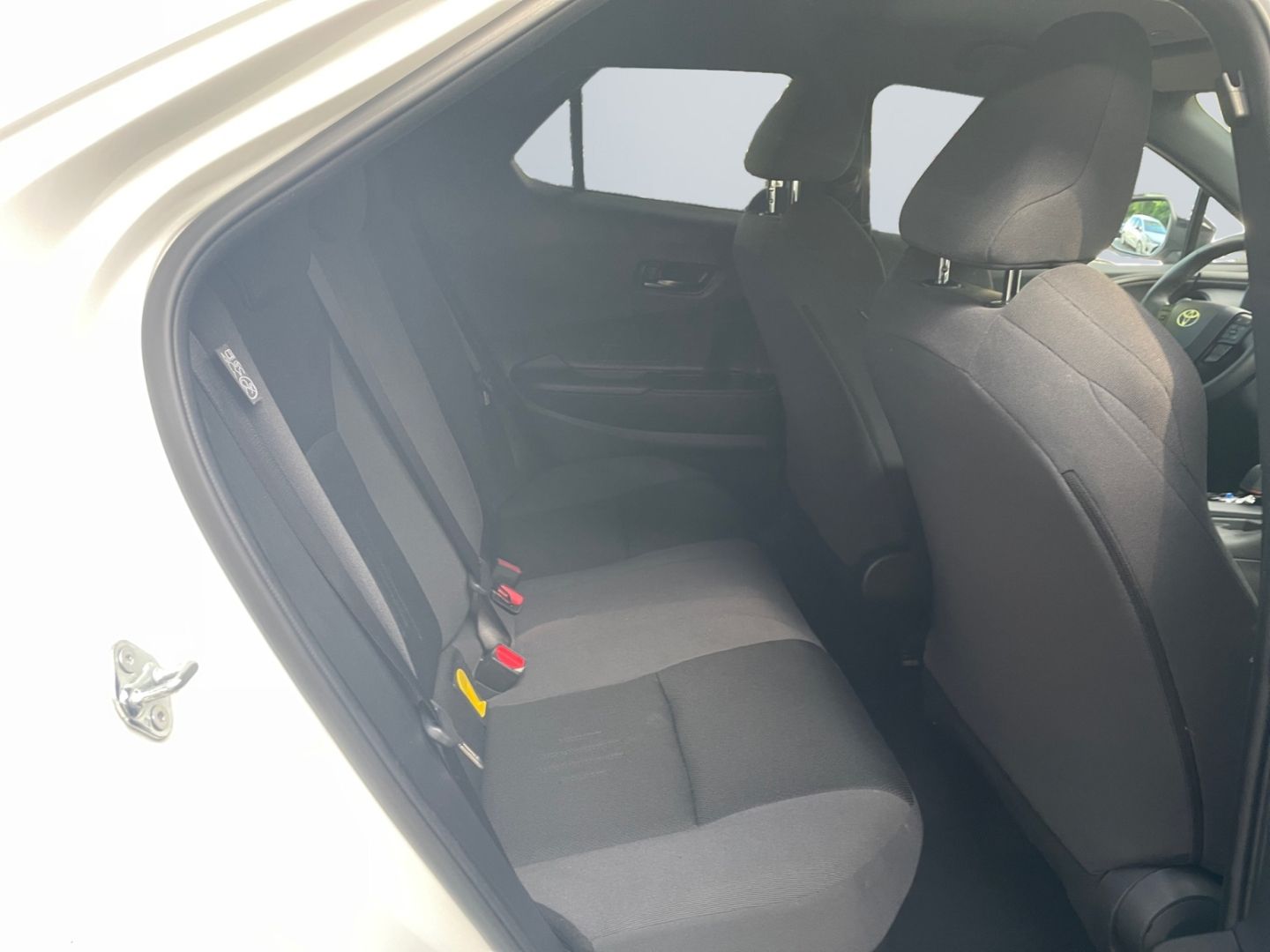 Toyota C-HR 1.8 Hybrid Team D *Technik-Paket*CAM*SHZ*AC