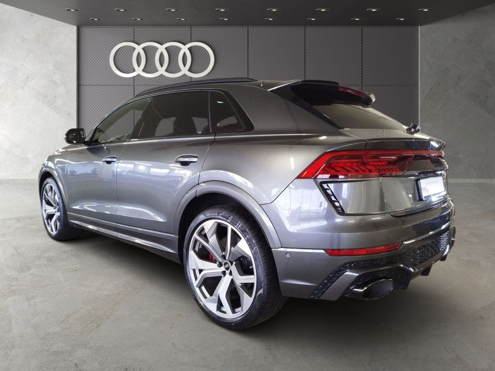 Audi RS Q8 tiptronic VC+ B&O DAB HD Matrix-LED HuD Pa