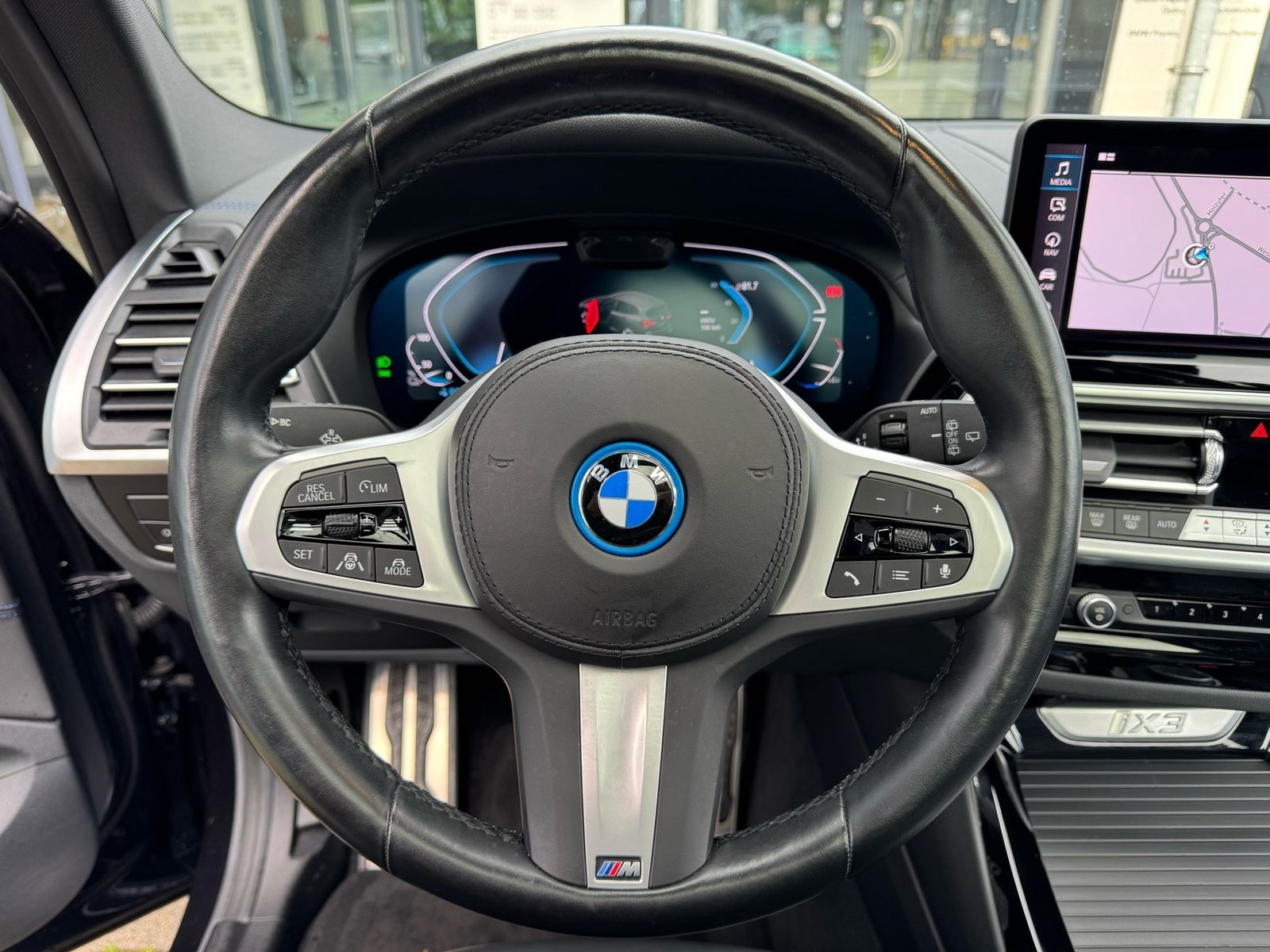 BMW iX3 M Sport AHK PANO h&k DA-Pro HuD 360° Impress
