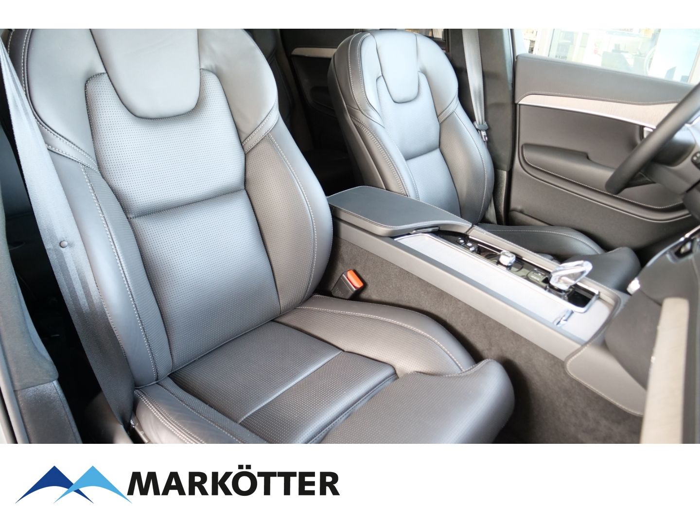 Volvo XC90 T8 AWD Ultra Bright - Samsaru's Car Outlet