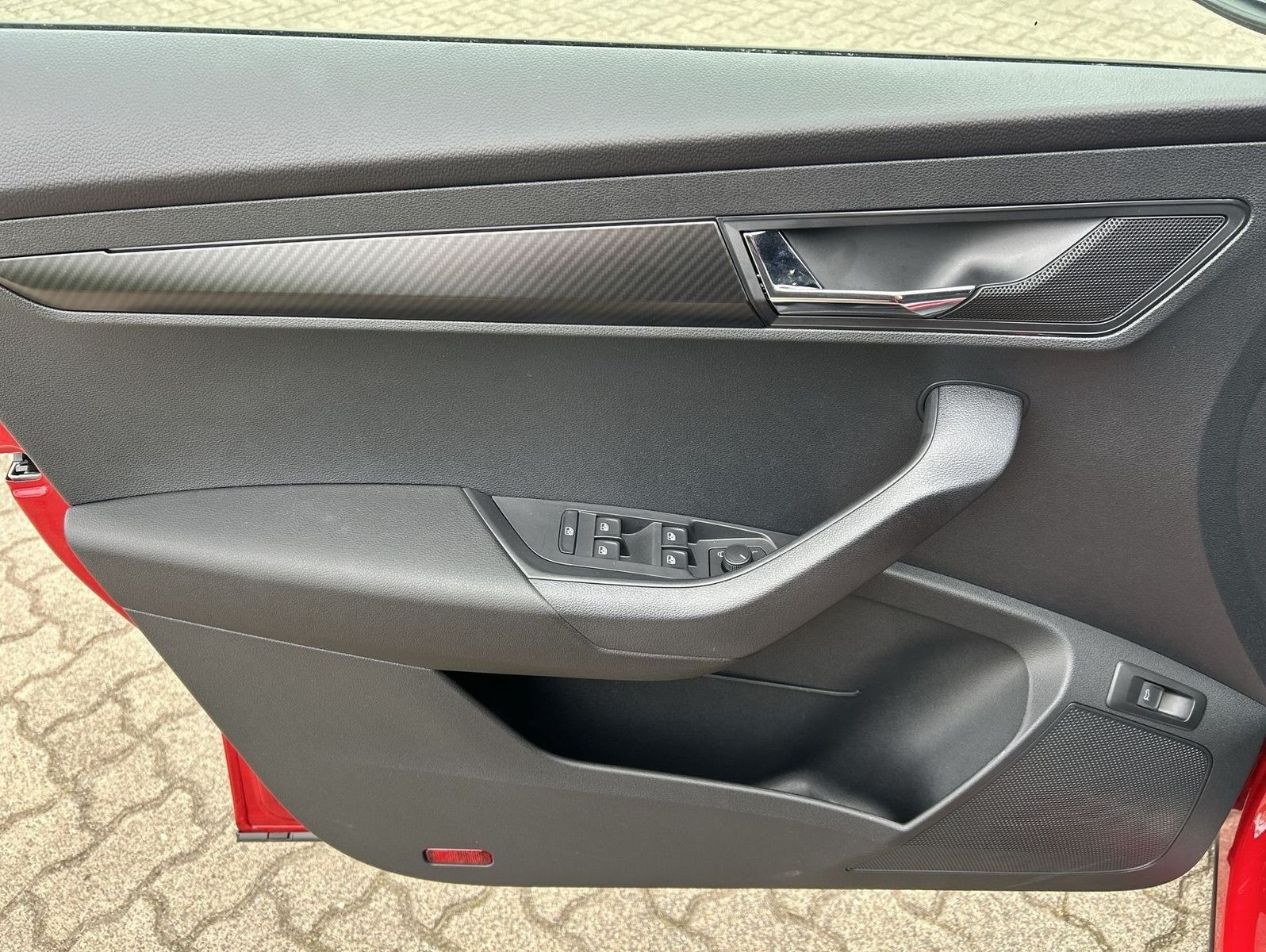 Skoda Karoq 2.0 TSI Sportline Pano Matrix ACC AHK LED