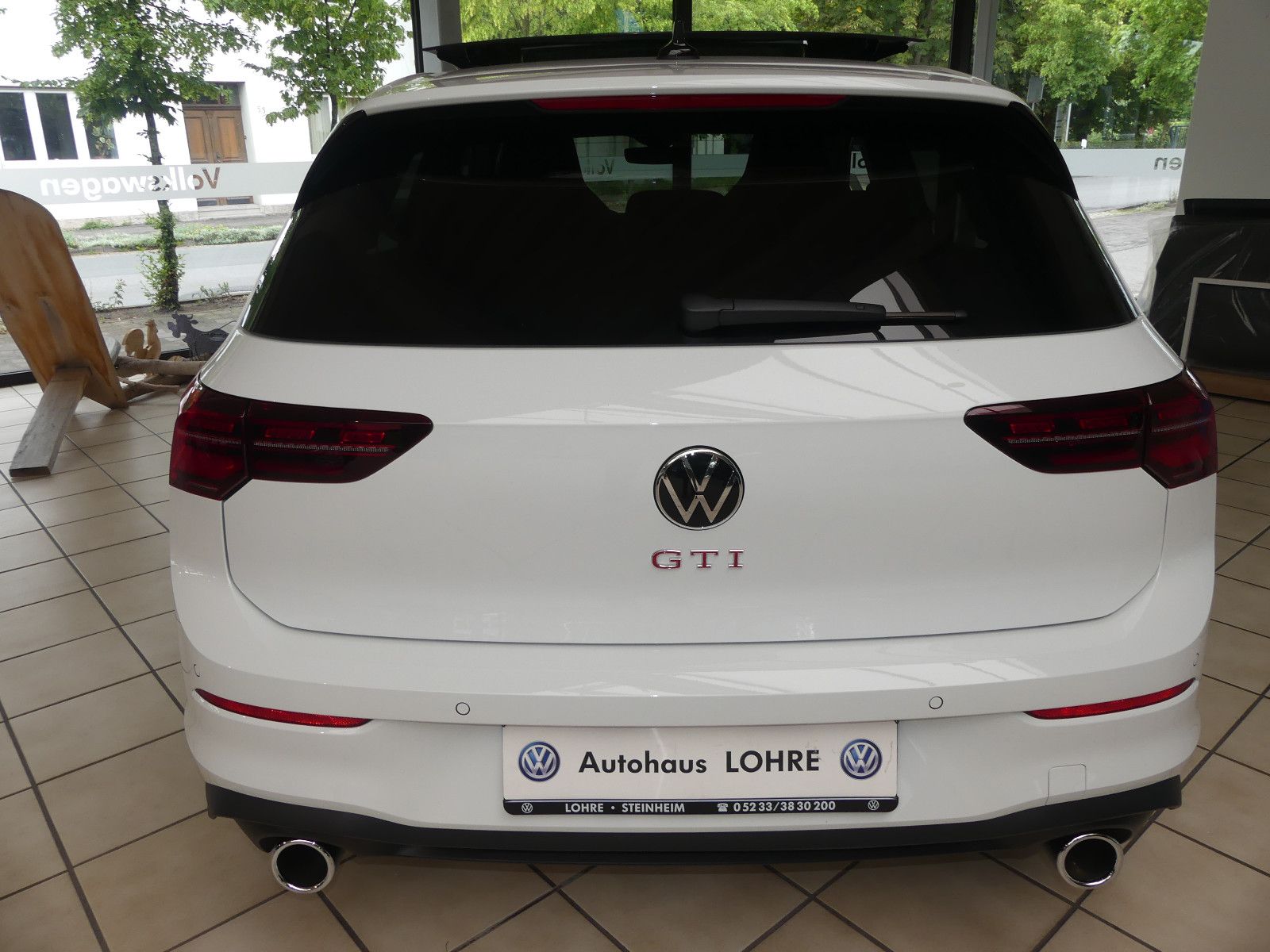 Volkswagen Golf VIII 2.0 TSI GTI - Samsaru's Car Outlet