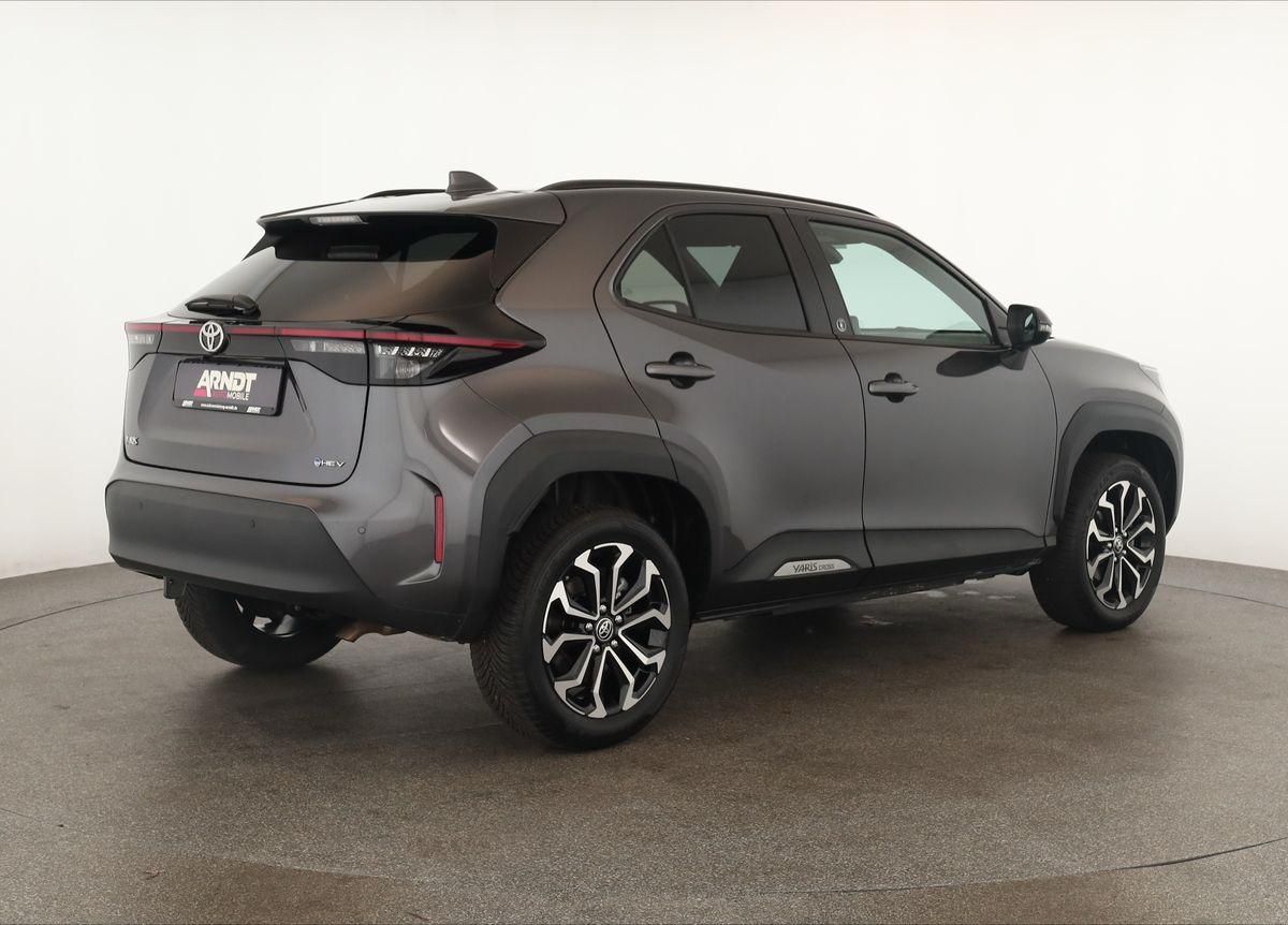 Toyota Yaris Cross CVT Team D LED Navi SHZ iACC Kam 17"
