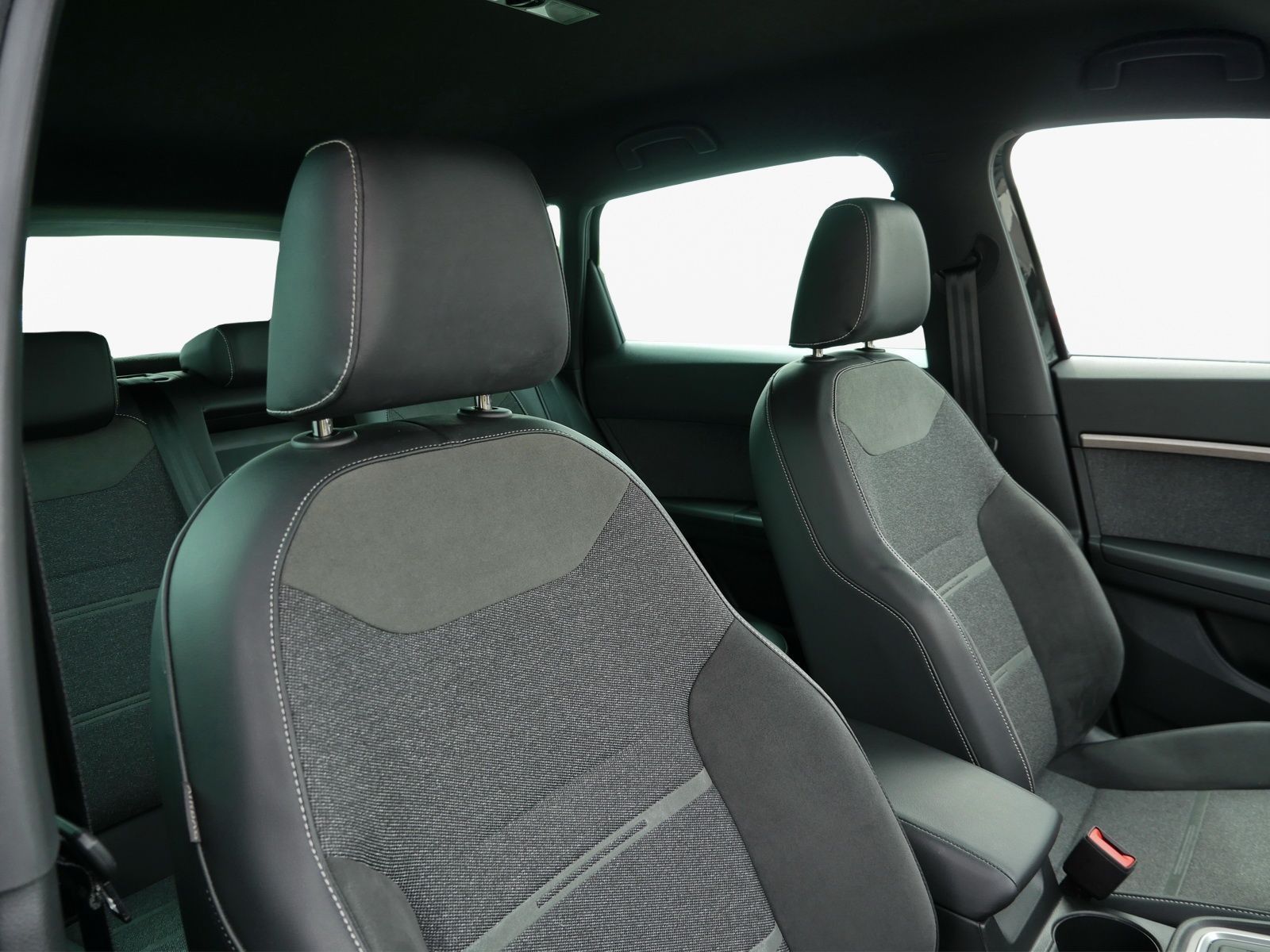 Seat Ateca Xperience 2.0 TDI RFK*LED*ACC*AHK*Navi