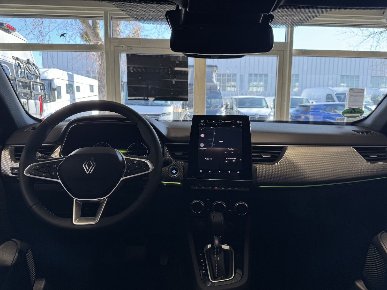 Renault Arkana TECHNO E-Tech Full Hybrid - Samsaru's Car Outlet