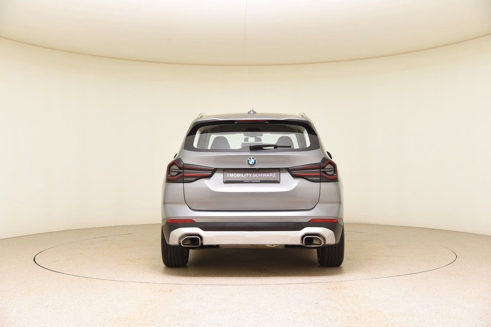 BMW X3 xDrive30d DriveAssProf - Samsaru's Car Outlet
