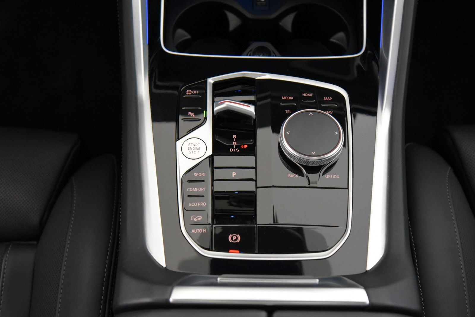 BMW X6 xDrive30d M Sport Pro HUD AHK LED Pano H&K