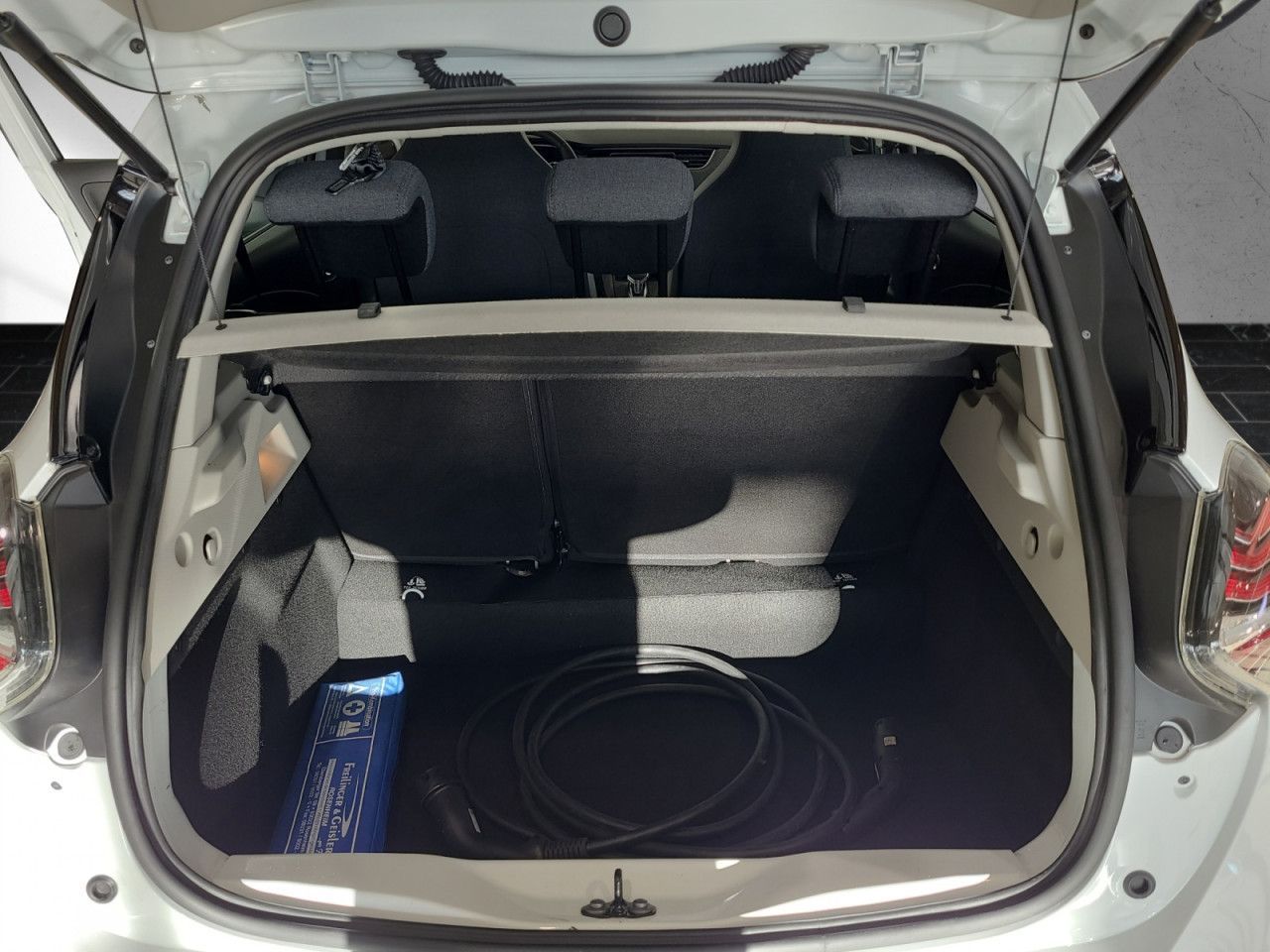 Renault ZOE Experience R110 ZE50 - Samsaru's Car Outlet