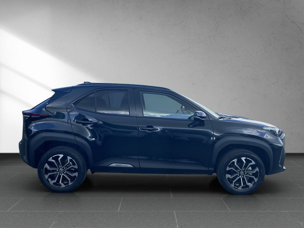 Toyota Yaris Cross 1.5 Hybrid Teamplayer *2xPDC*BLIS*LH