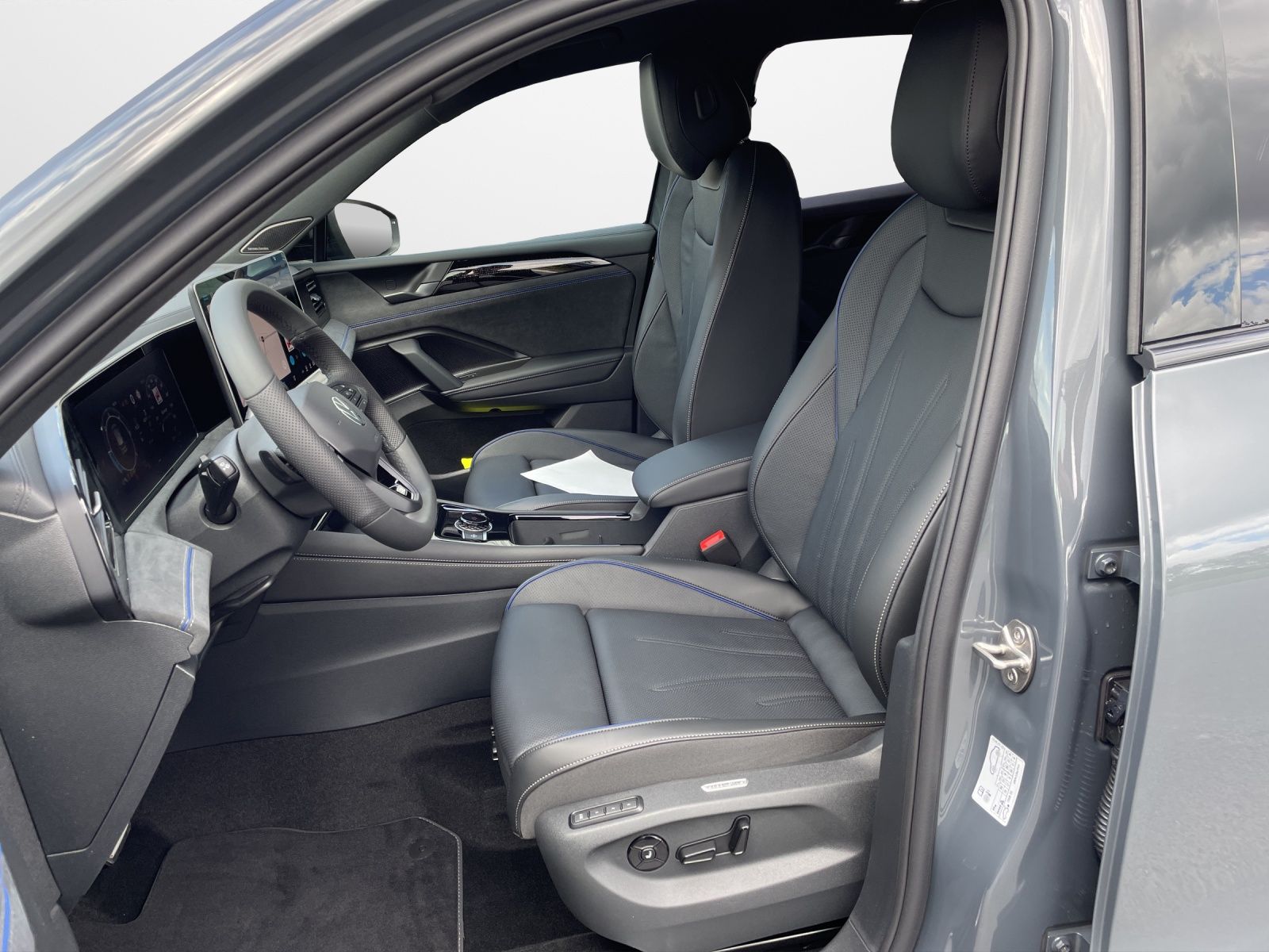 Volkswagen Tiguan 2,0 TDI 4Motion 142KW DSG R-Line  HeadUp