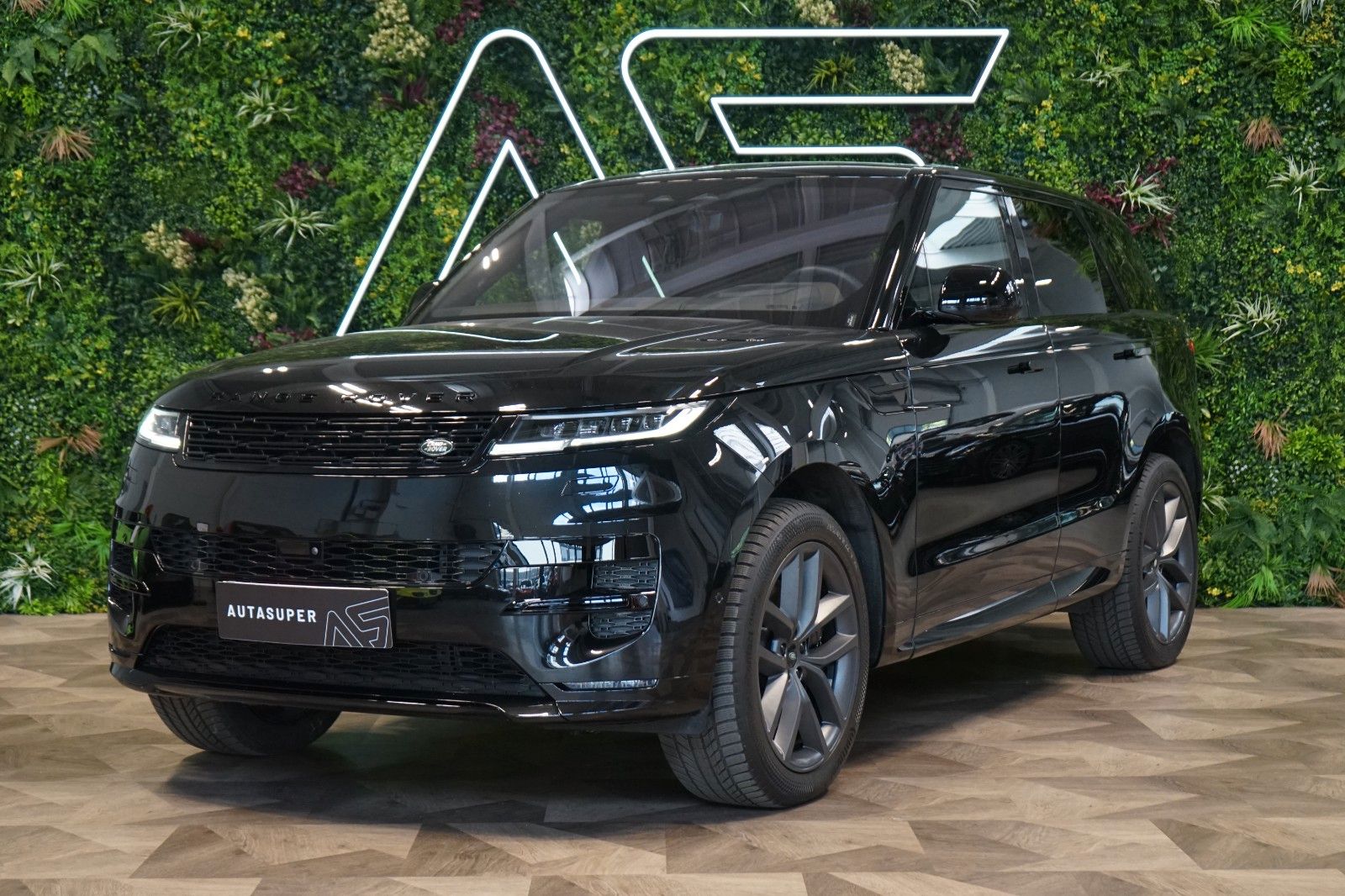 Range Rover SPORT First Edition - Samsaru's Car Outlet