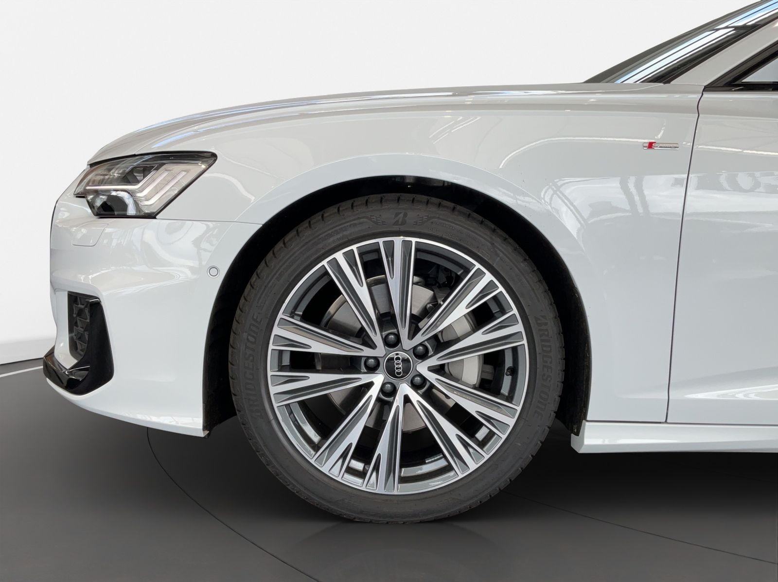 Audi A6 Avant 45 TFSI quattro S tronic S line | AHK |