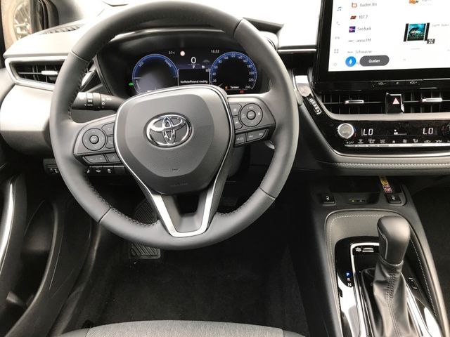 Toyota Corolla Touring Sports Hybrid - Samsaru's Car Outlet